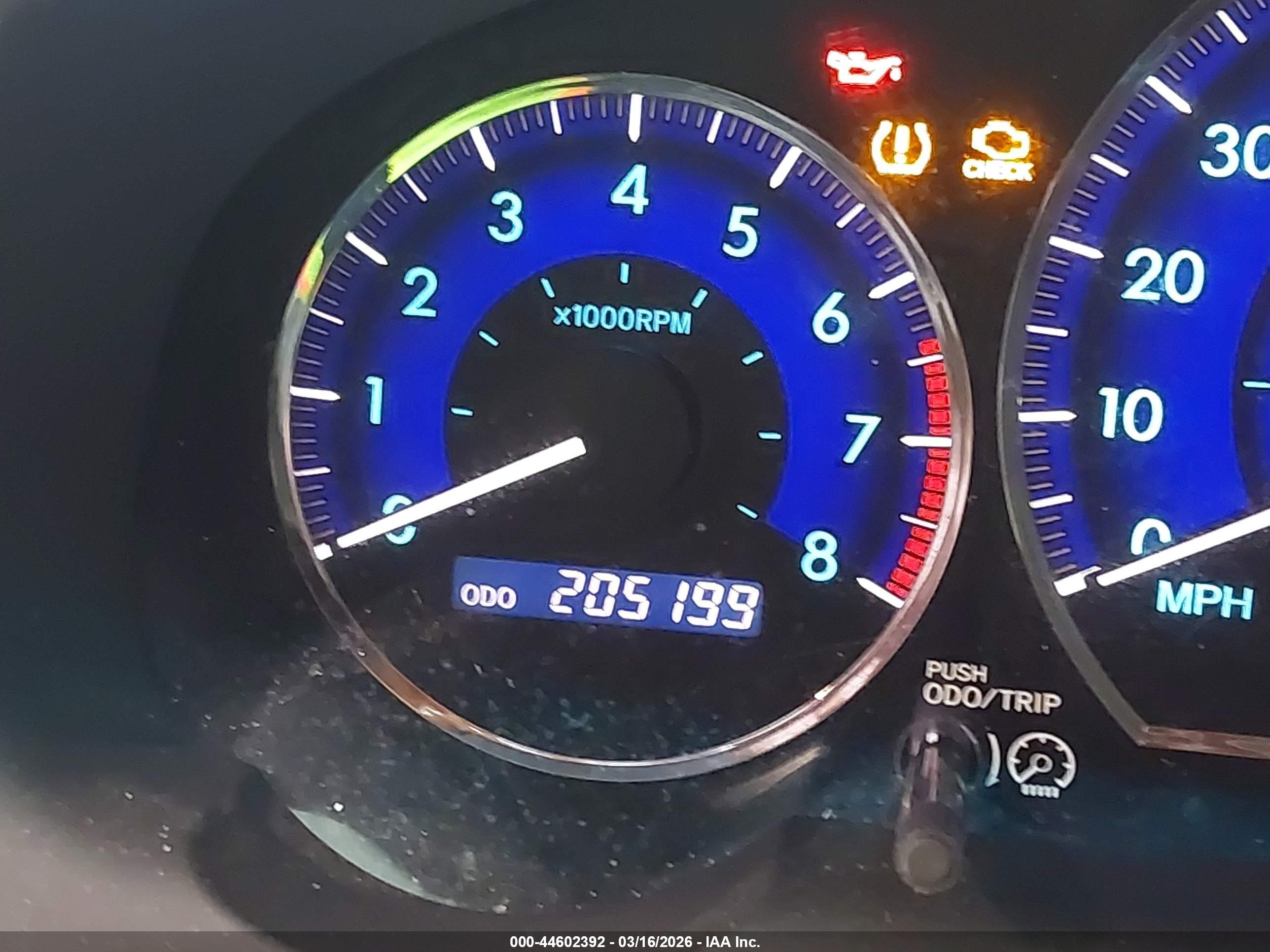 2010 Toyota Sienna Limited Золотой vin: 5TDYK4CC7AS340206