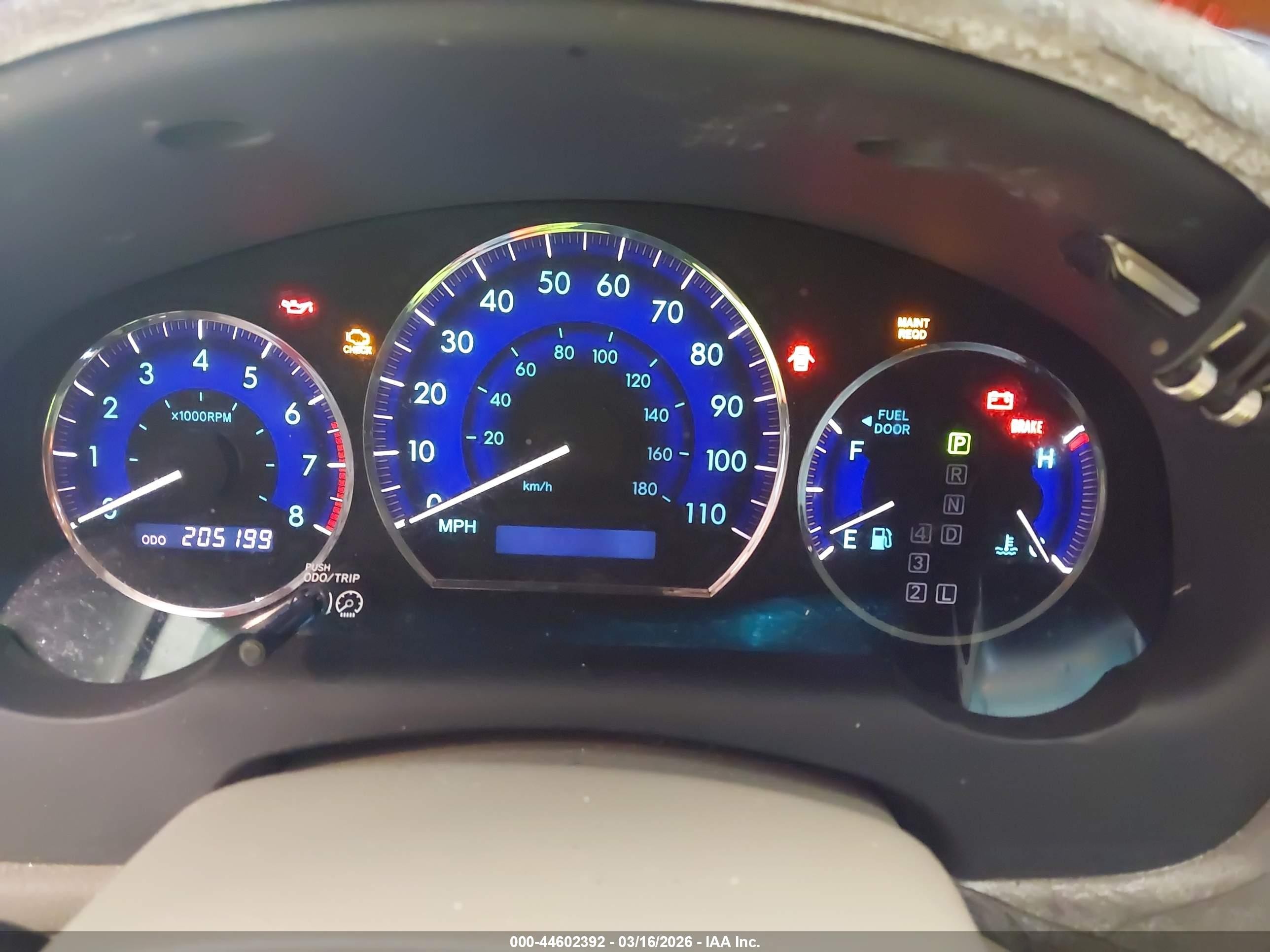 2010 Toyota Sienna Limited Золотой vin: 5TDYK4CC7AS340206