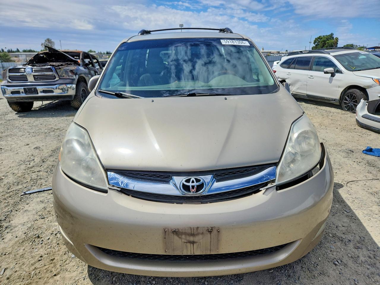 2010 Toyota Sienna Xle Limited Tan vin: 5TDYK4CC8AS295096