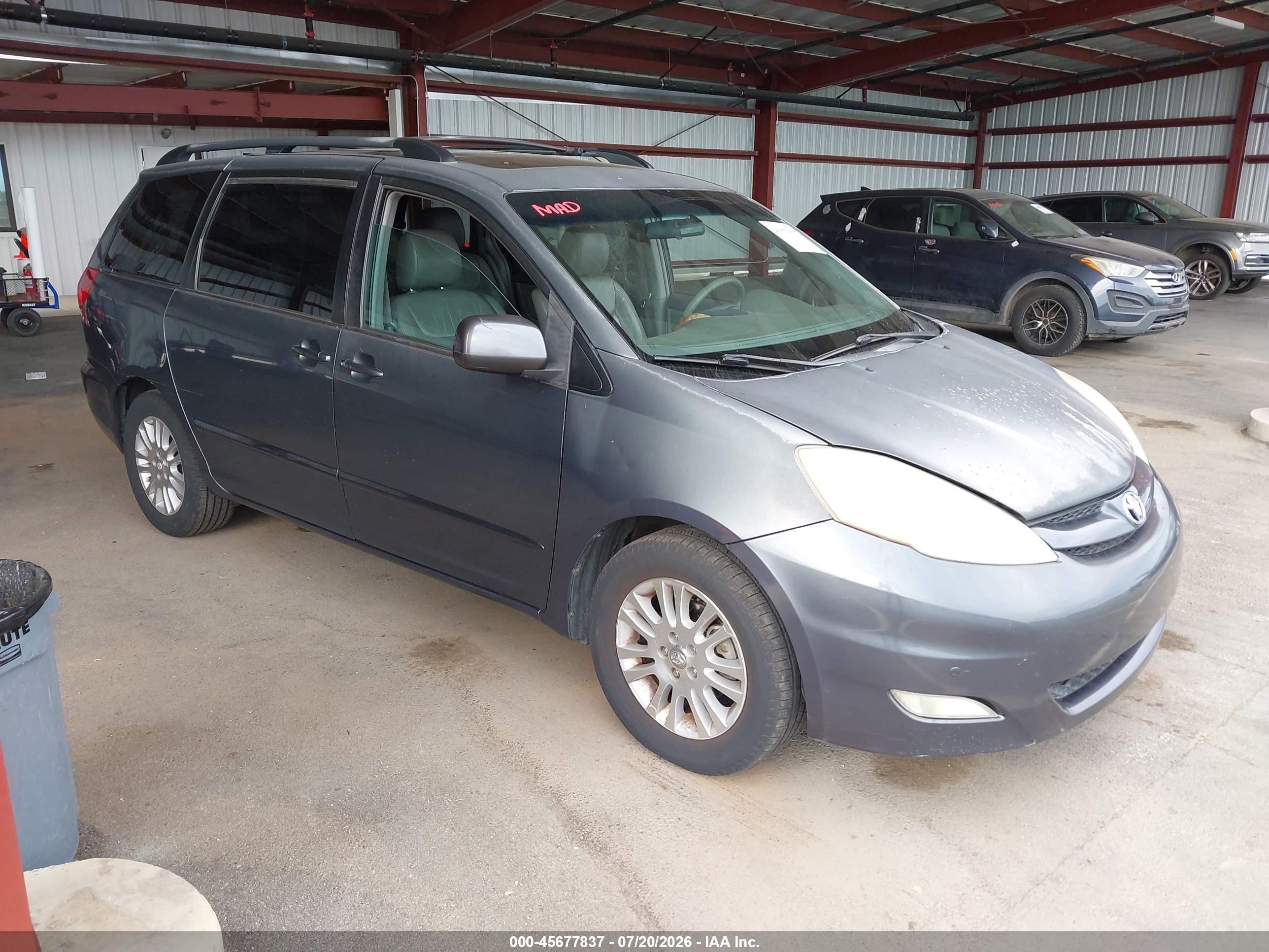 2010 Toyota Sienna Xle Gray vin: 5TDYK4CC8AS299732