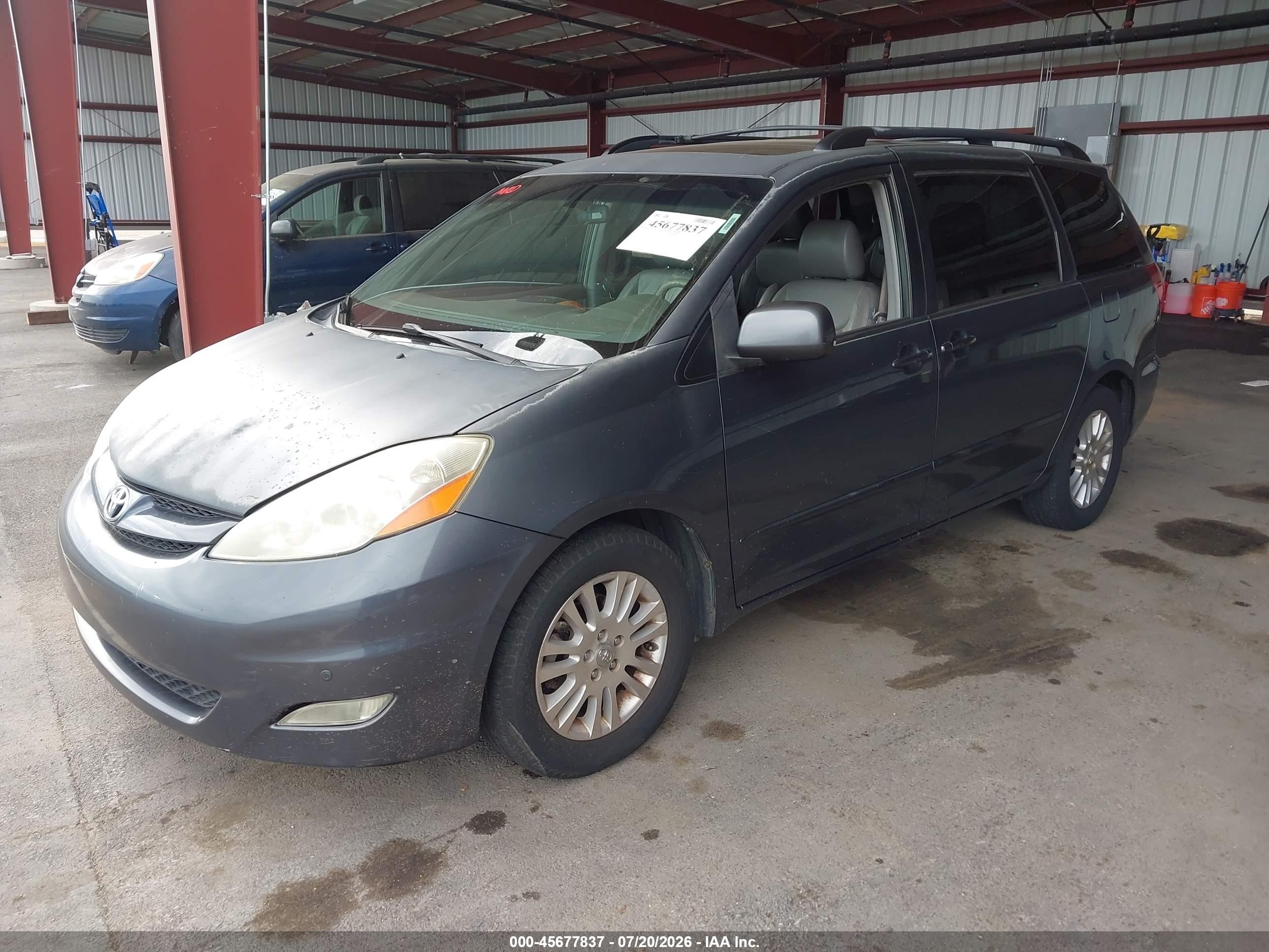 2010 Toyota Sienna Xle Gray vin: 5TDYK4CC8AS299732