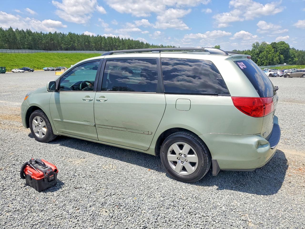 2010 Toyota Sienna Xle Green vin: 5TDYK4CC8AS306663