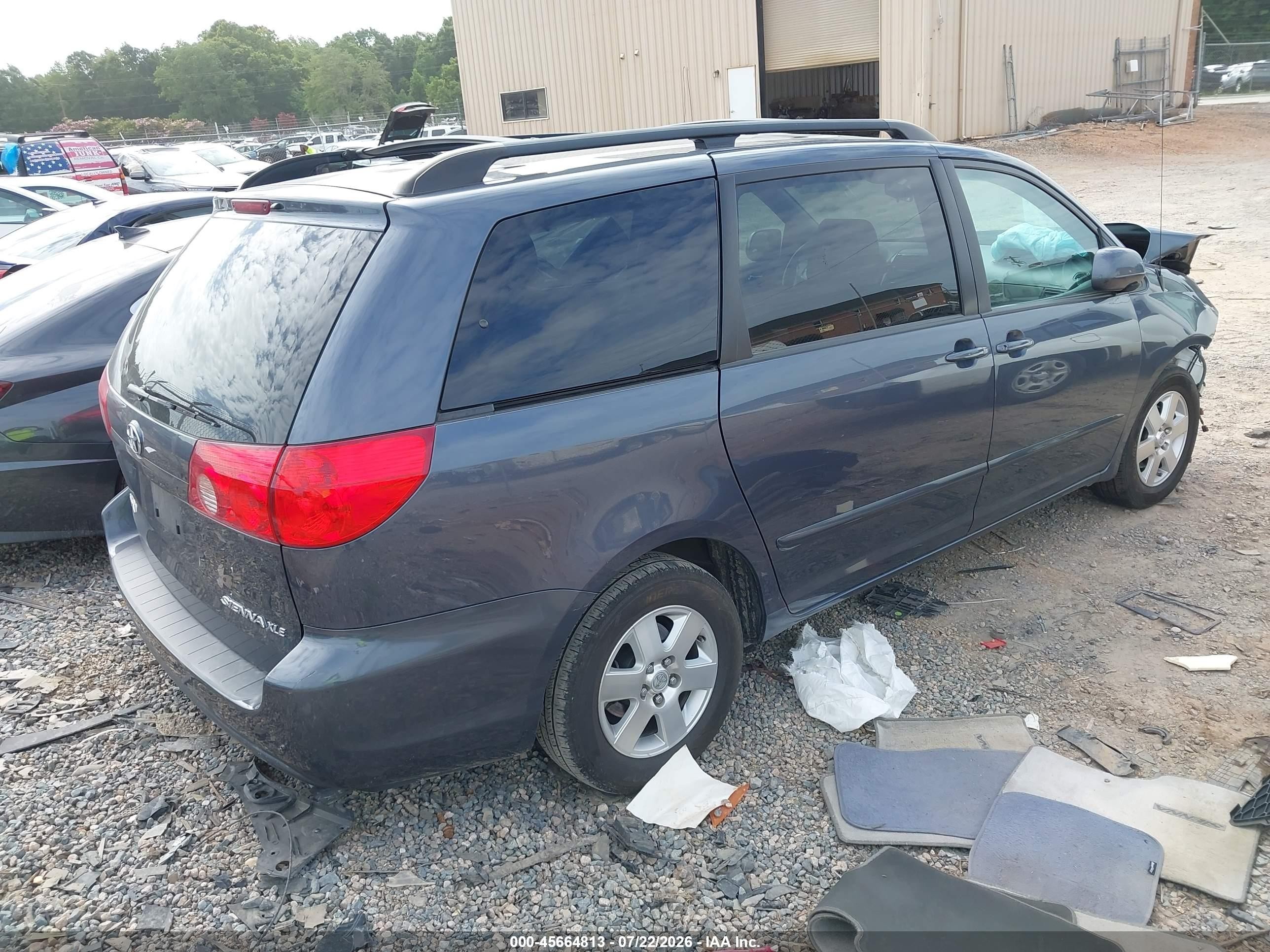 2010 Toyota Sienna Xle Blue vin: 5TDYK4CC8AS306940