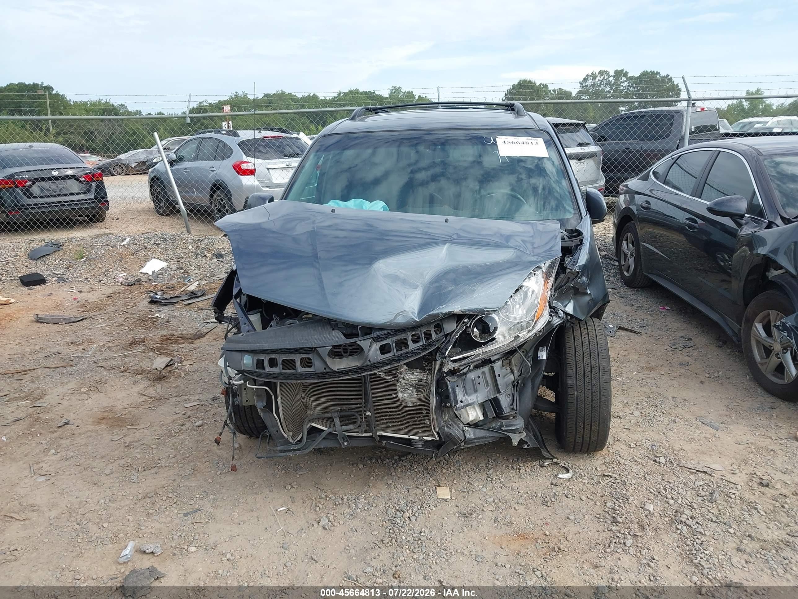 2010 Toyota Sienna Xle Blue vin: 5TDYK4CC8AS306940
