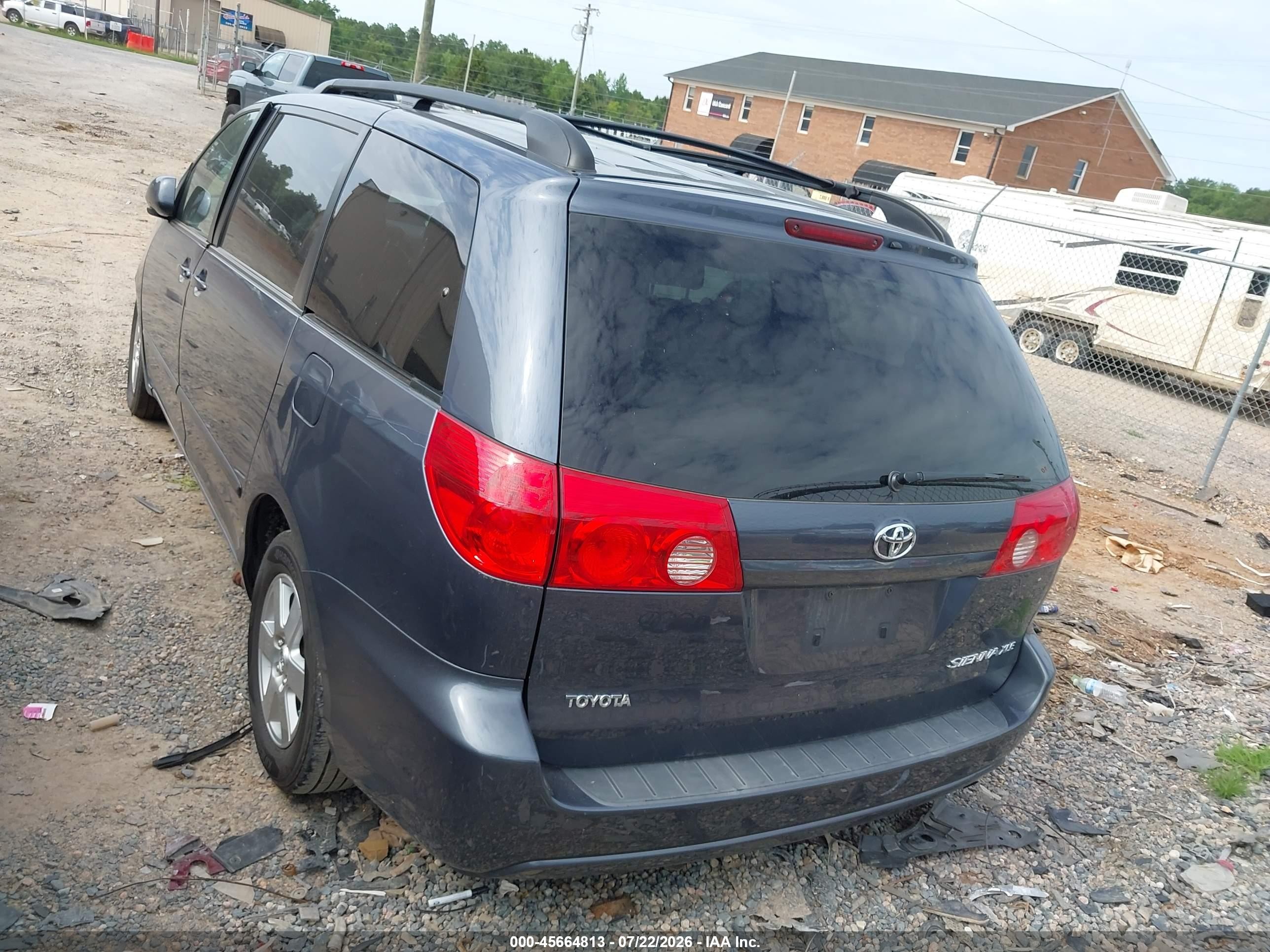 2010 Toyota Sienna Xle Blue vin: 5TDYK4CC8AS306940