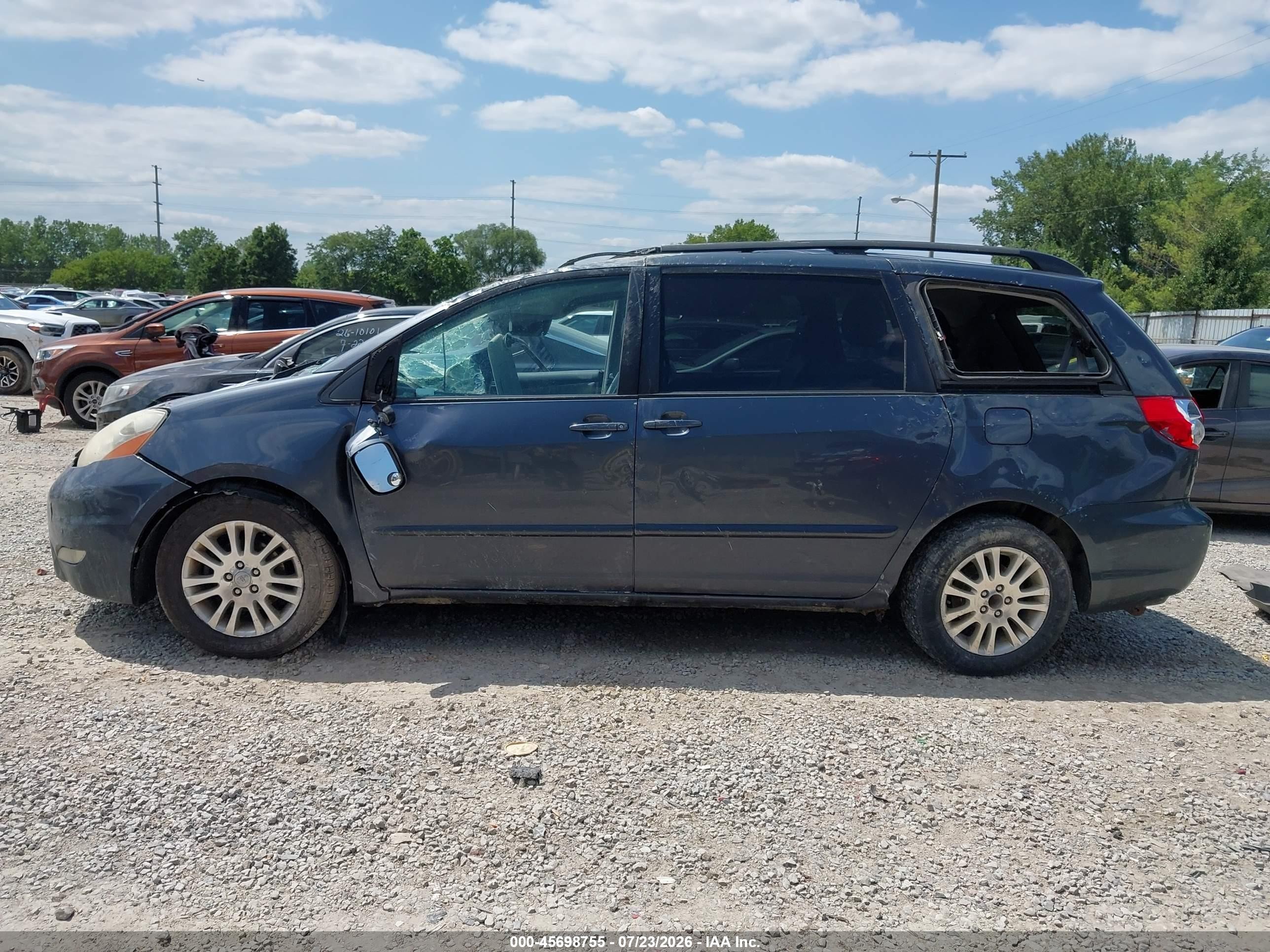 2010 Toyota Sienna Xle Gray vin: 5TDYK4CC8AS322247