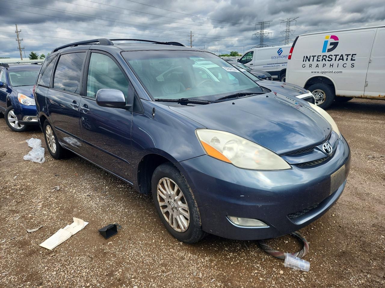 2010 Toyota Sienna Xle Blue vin: 5TDYK4CC8AS338982