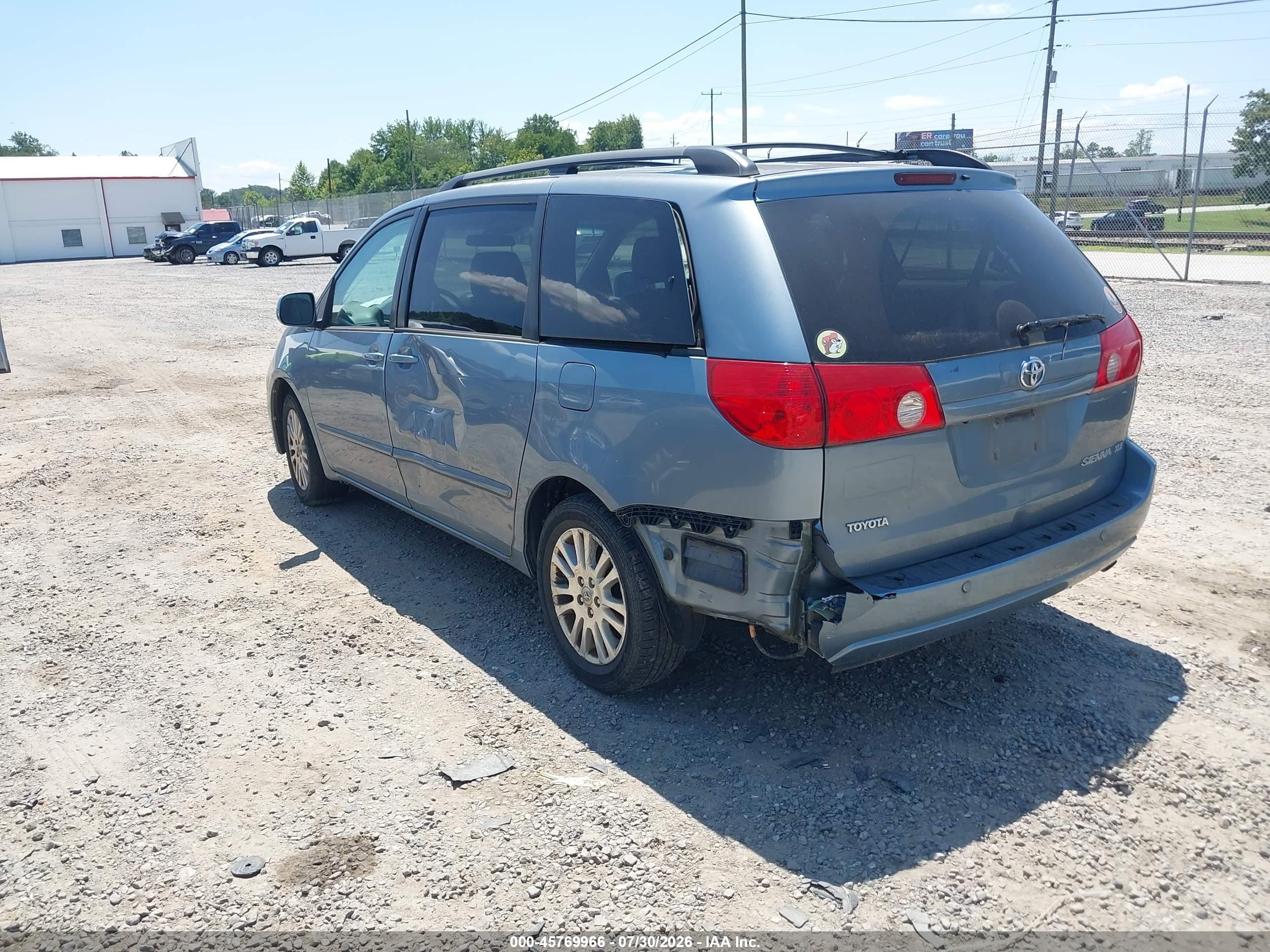 2010 Toyota Sienna Xle Blue vin: 5TDYK4CC9AS320720