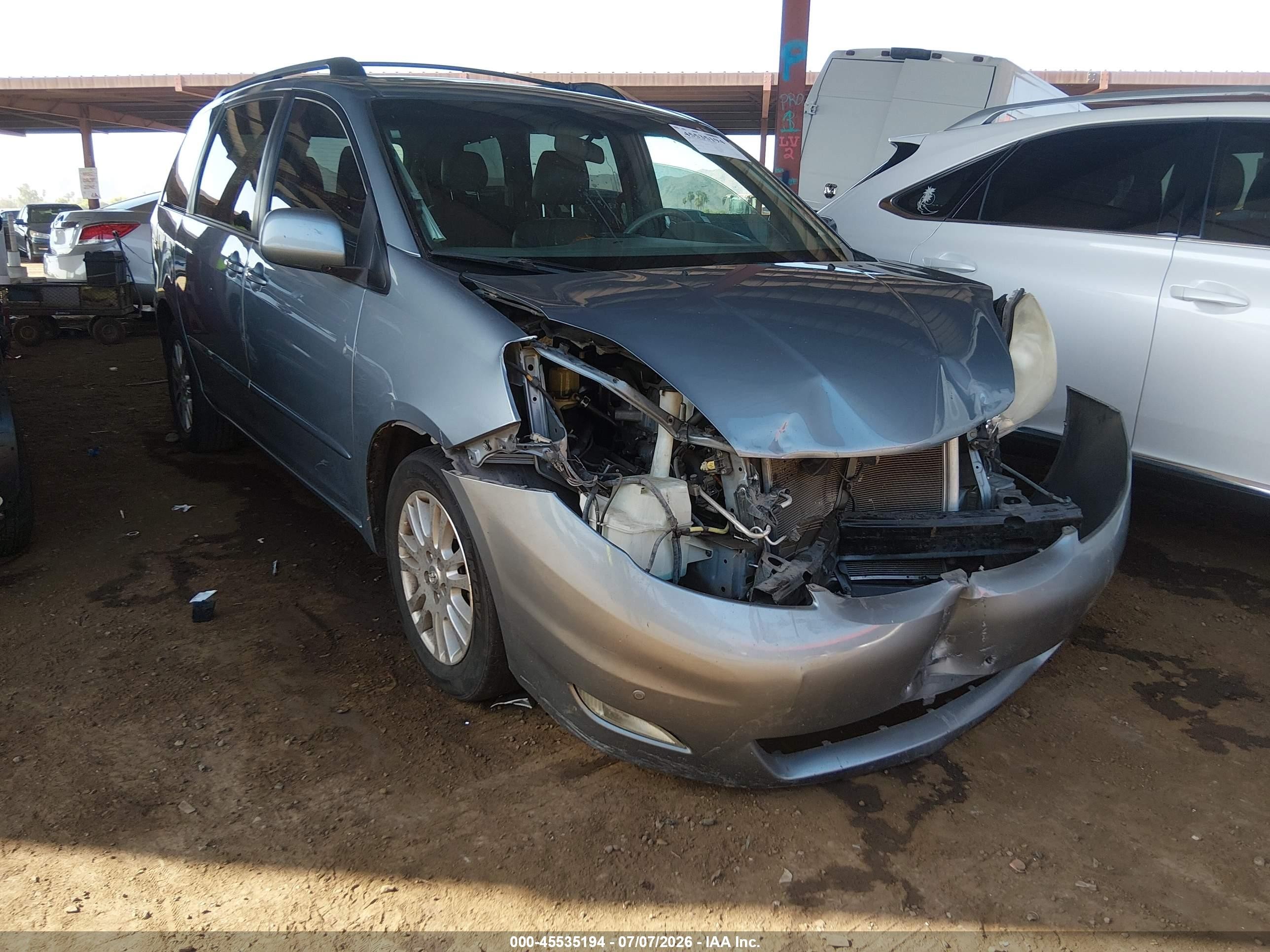 2010 Toyota Sienna Xle Light Blue vin: 5TDYK4CCXAS313016