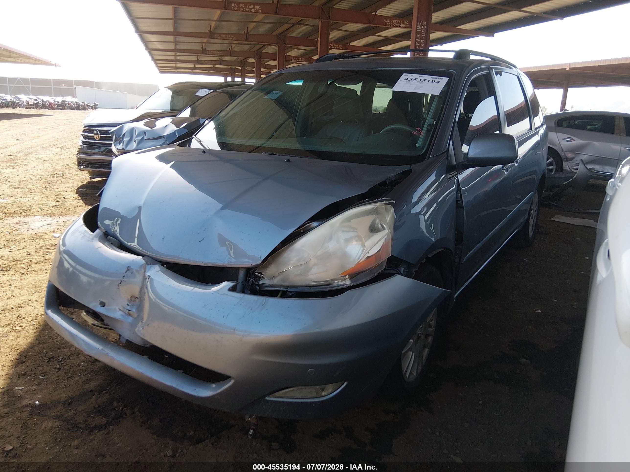 2010 Toyota Sienna Xle Light Blue vin: 5TDYK4CCXAS313016