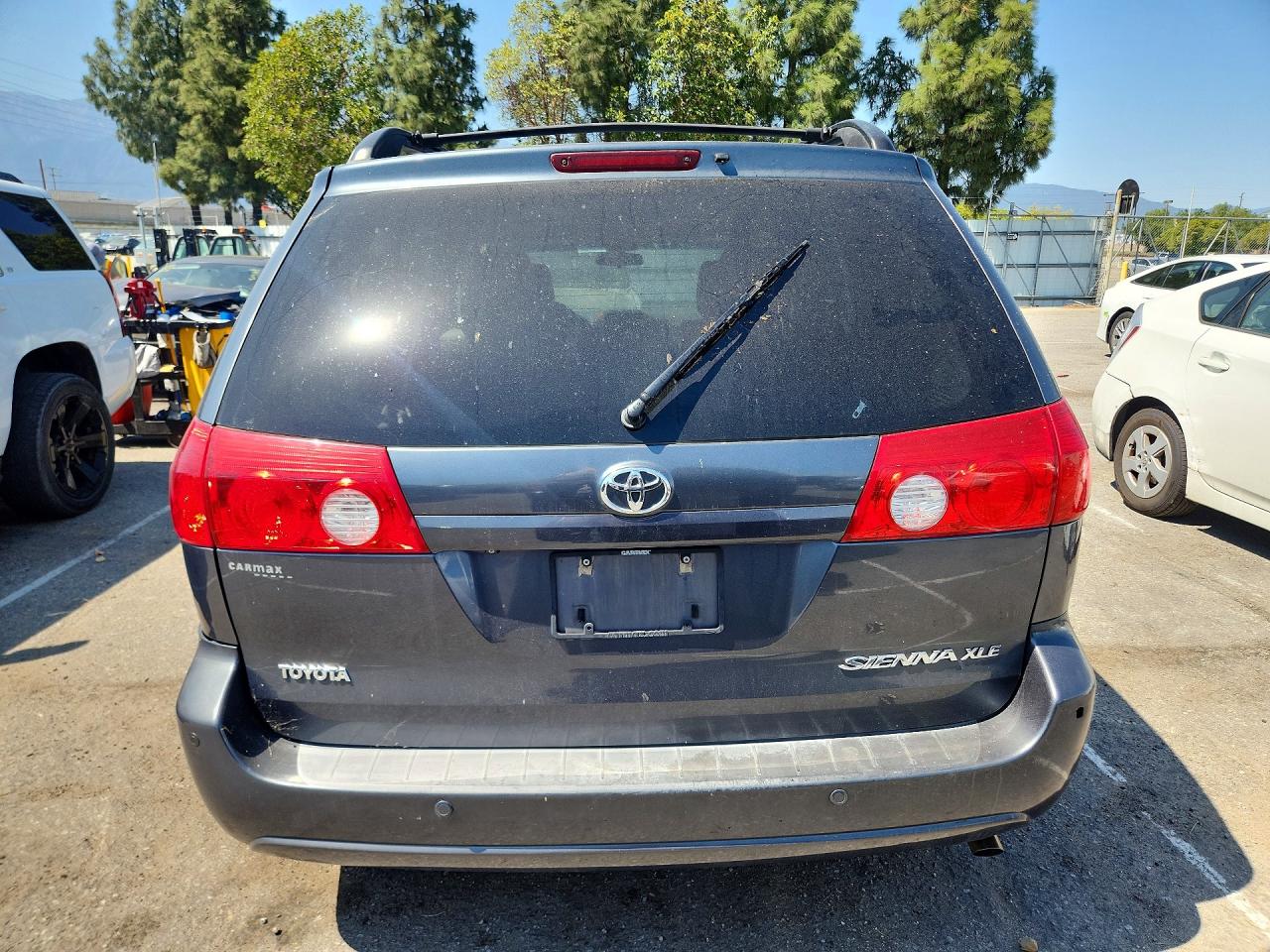 2010 Toyota Sienna Xle Charcoal vin: 5TDYK4CCXAS327840