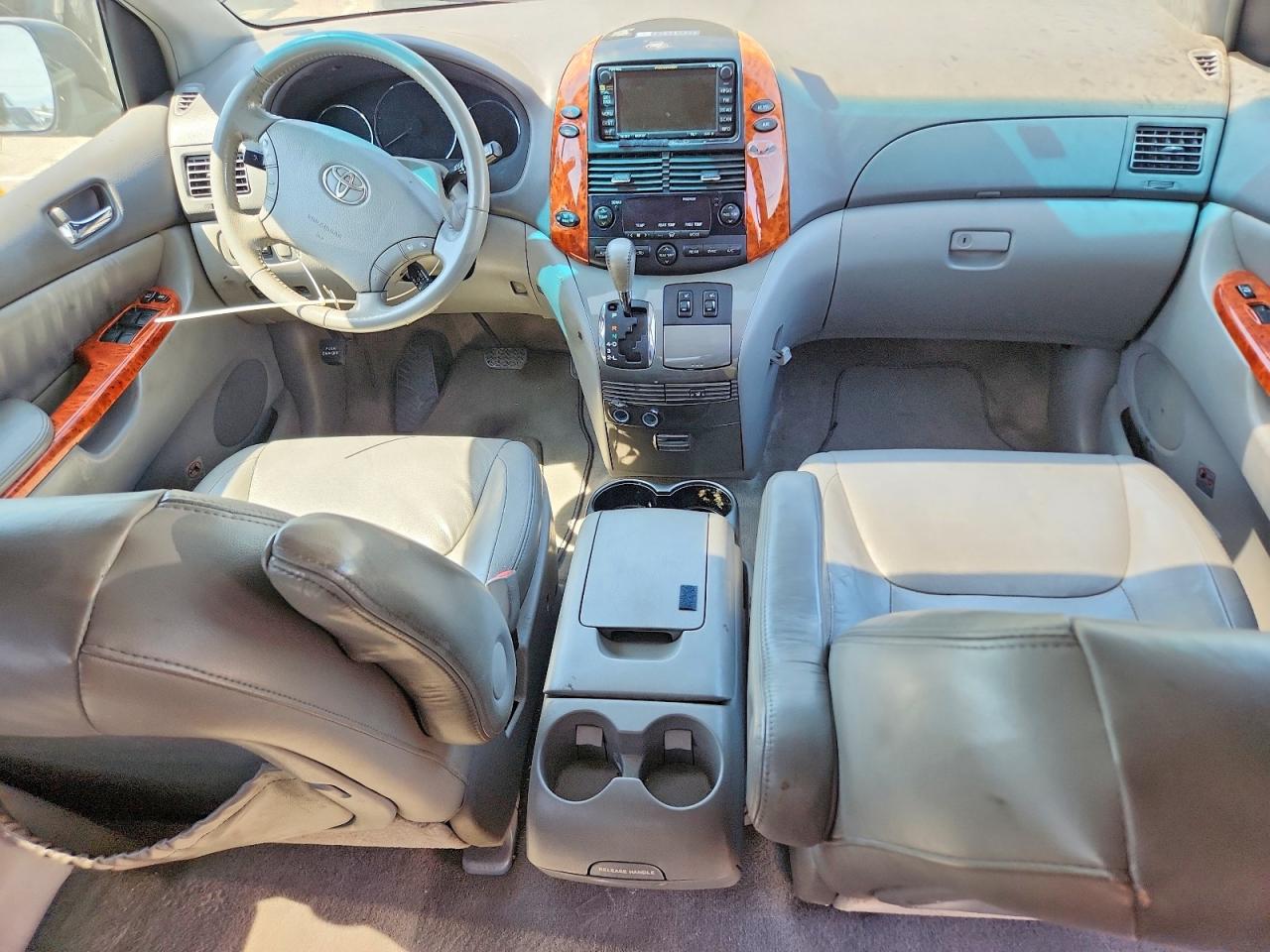 2010 Toyota Sienna Xle Charcoal vin: 5TDYK4CCXAS327840