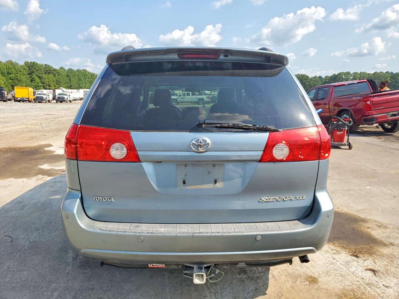 2010 Toyota Sienna Xle Blue vin: 5TDYK4CCXAS337610