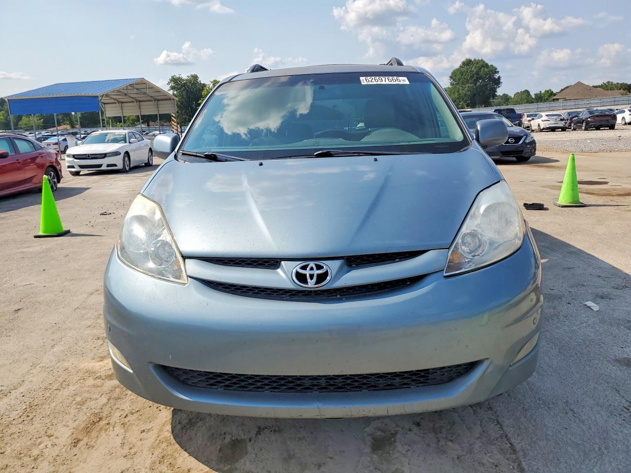 2010 Toyota Sienna Xle Blue vin: 5TDYK4CCXAS337610