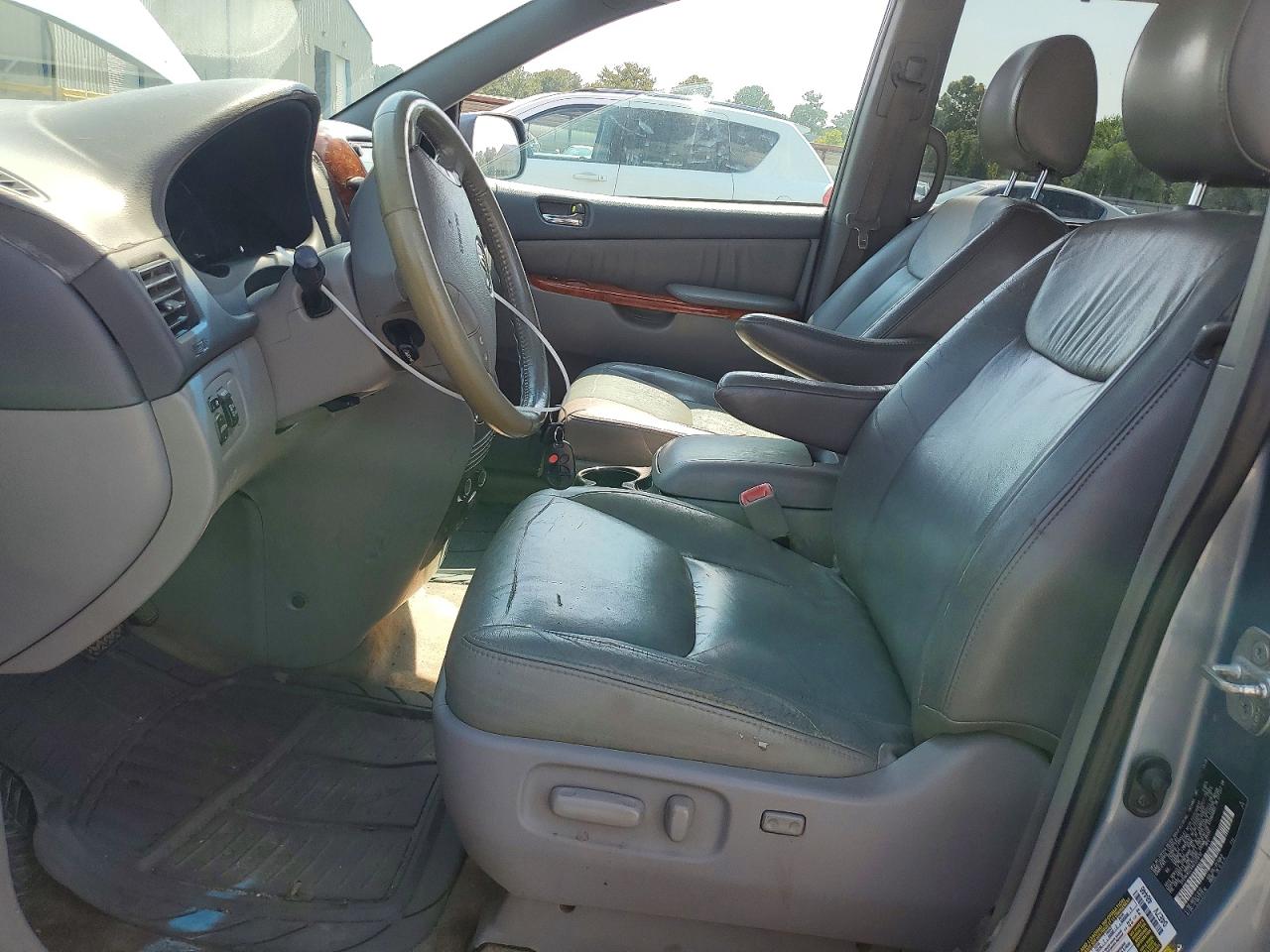 2010 Toyota Sienna Xle Blue vin: 5TDYK4CCXAS337610