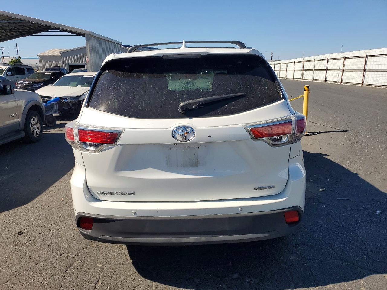 2015 Toyota Highlander Limited Белый vin: 5TDYKRFH0FS044634