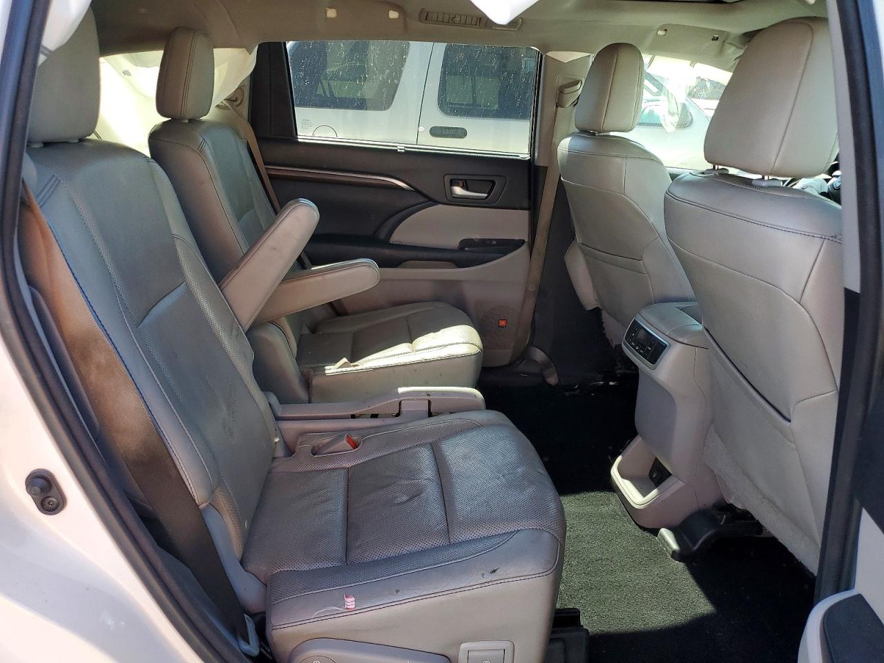 2015 Toyota Highlander Limited Белый vin: 5TDYKRFH0FS044634