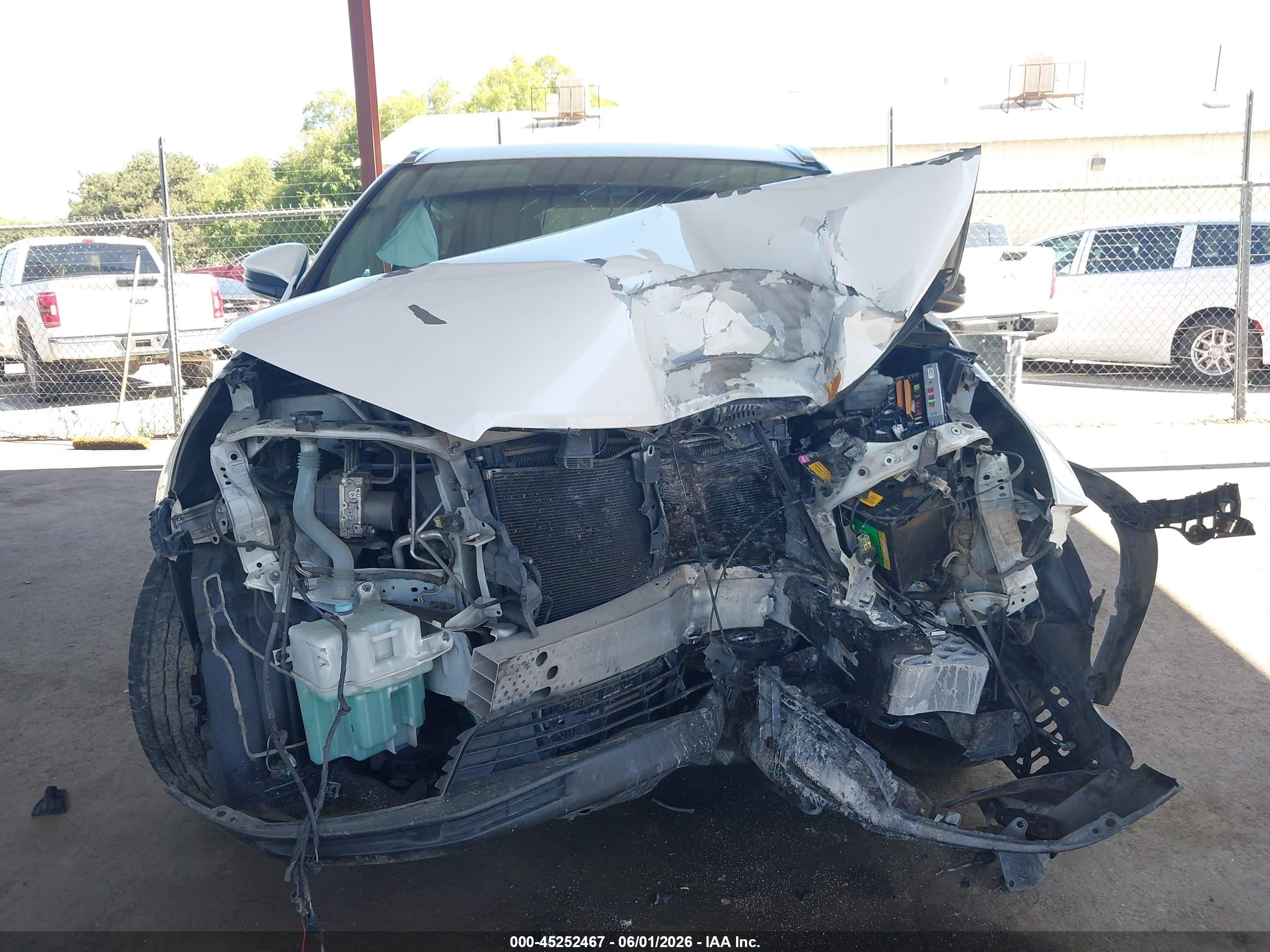 2014 Toyota Highlander Limited V6 White vin: 5TDYKRFH2ES010693