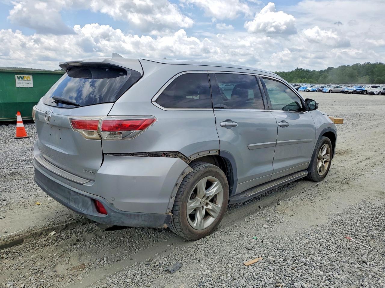 2014 Toyota Highlander Limited Silver vin: 5TDYKRFH2ES022973