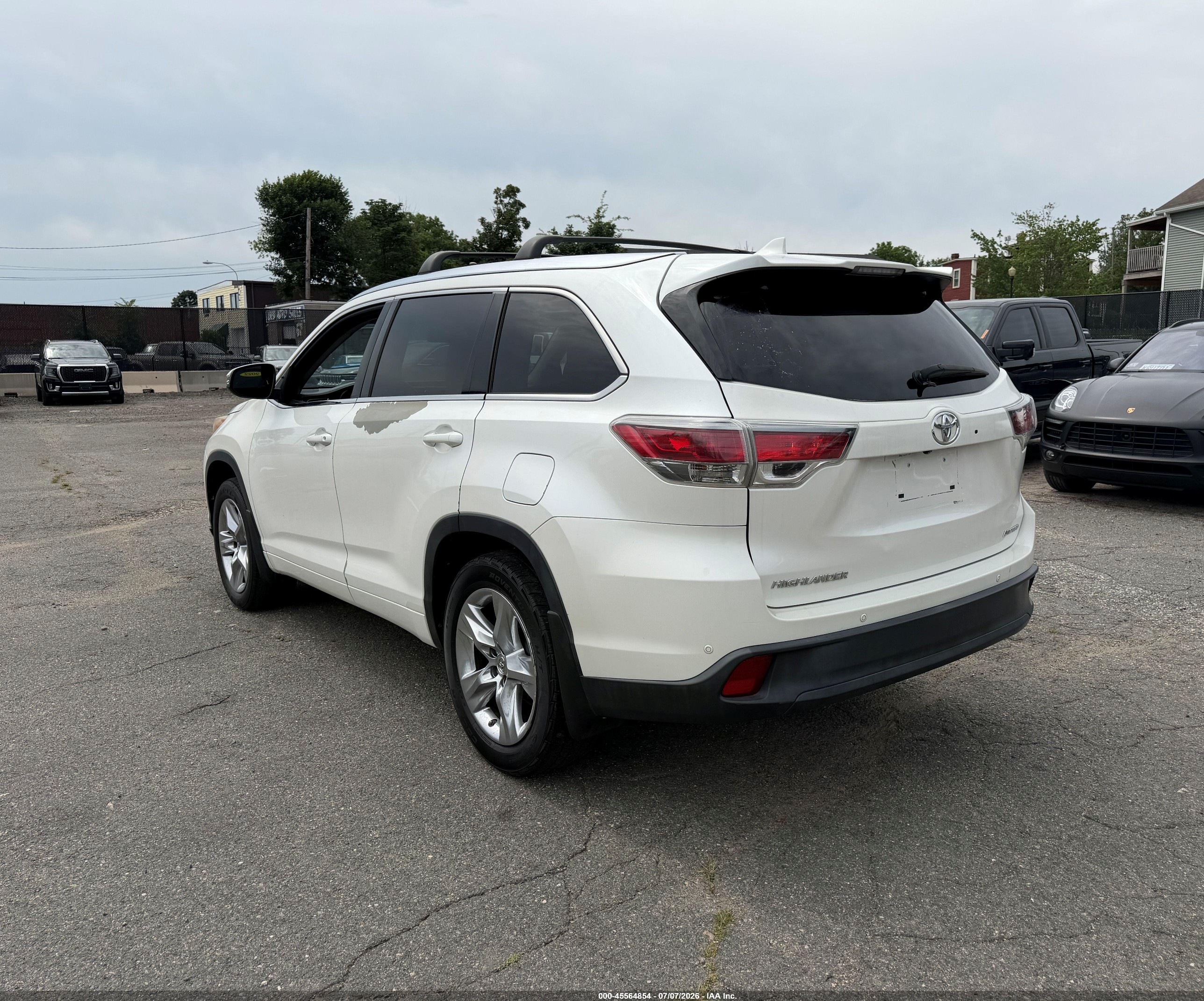 2015 Toyota Highlander Limited Platinum V6 Белый vin: 5TDYKRFH2FS110262