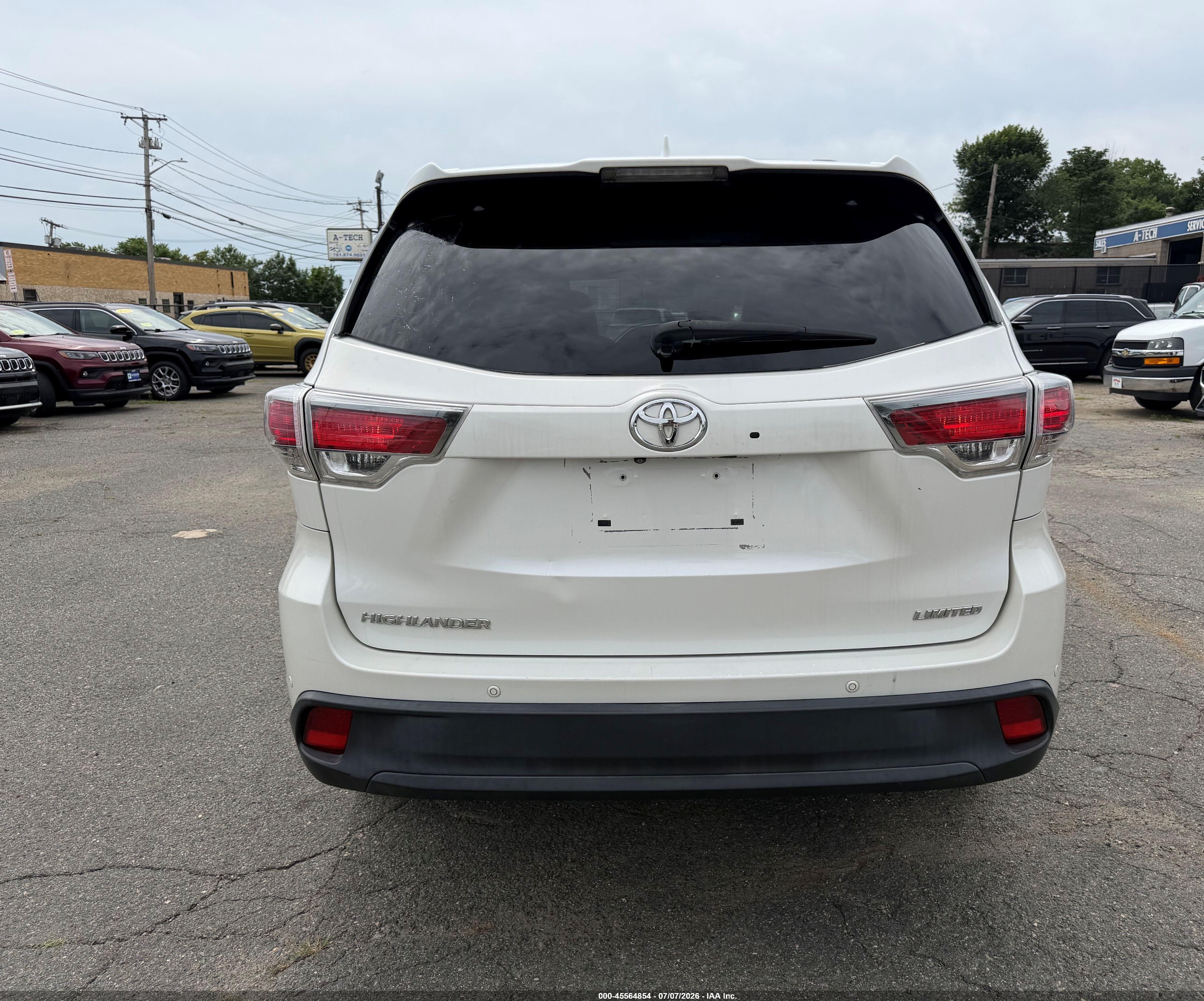 2015 Toyota Highlander Limited Platinum V6 Белый vin: 5TDYKRFH2FS110262