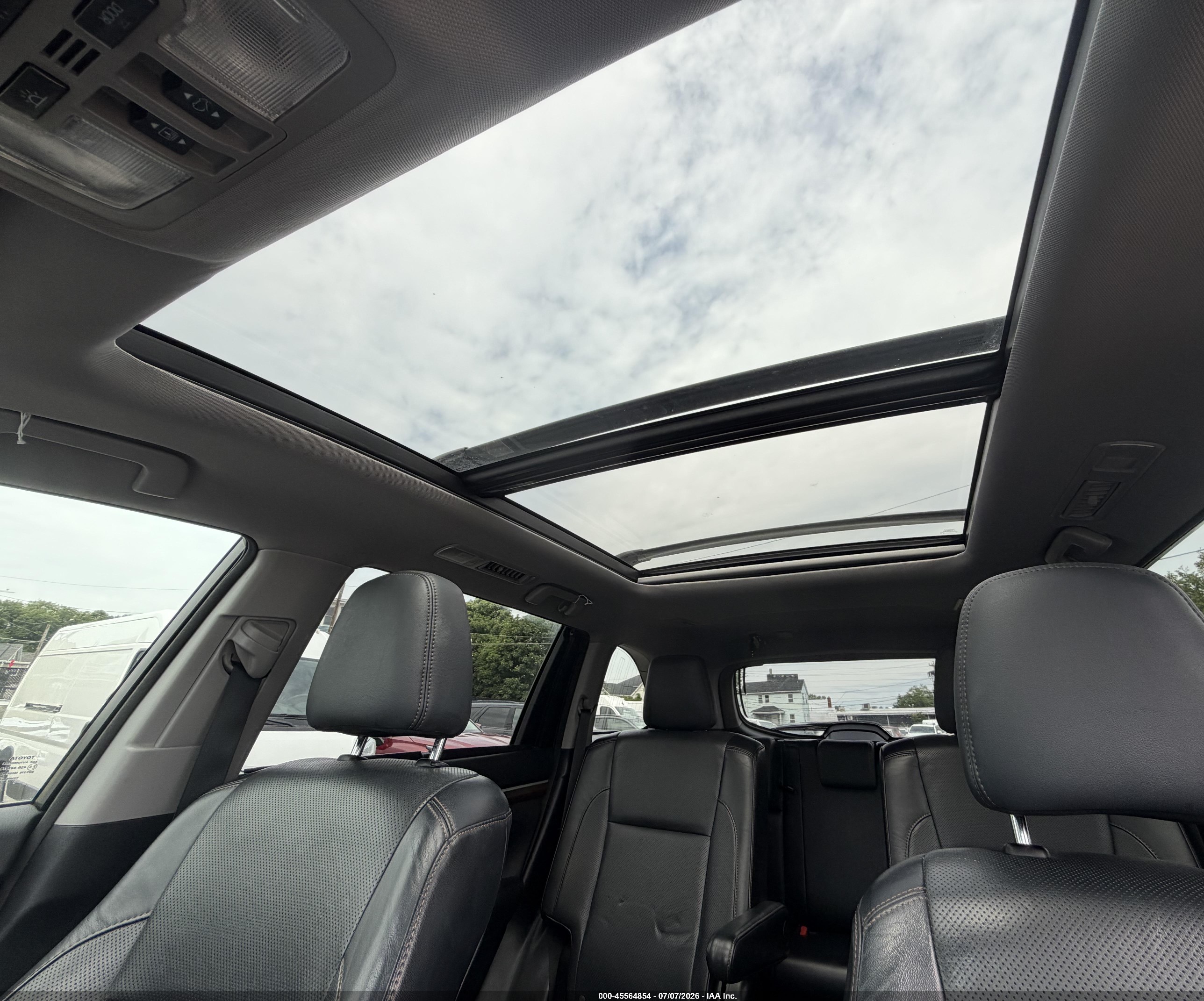 2015 Toyota Highlander Limited Platinum V6 Белый vin: 5TDYKRFH2FS110262