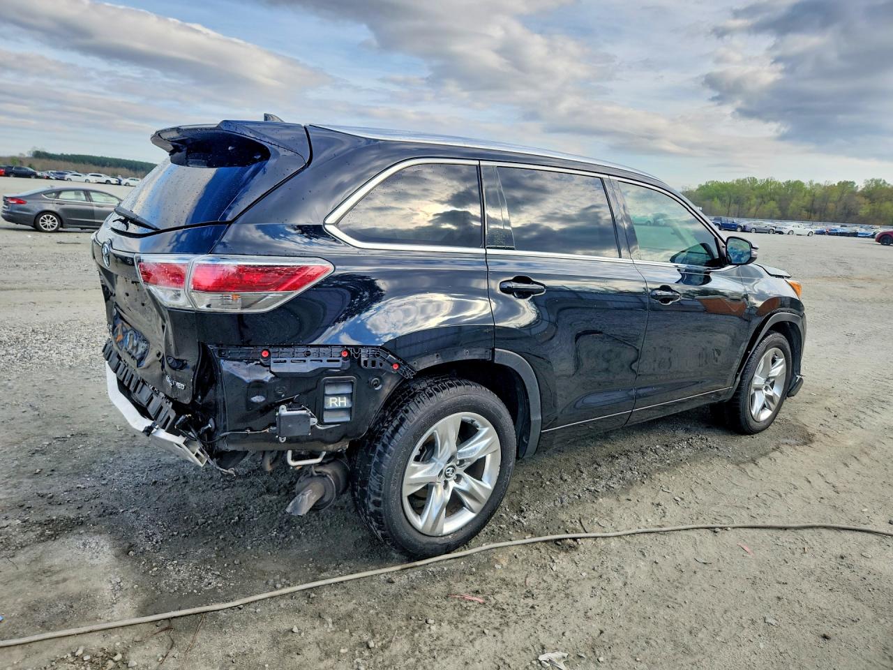 2016 Toyota Highlander Limited Черный vin: 5TDYKRFH2GS171127