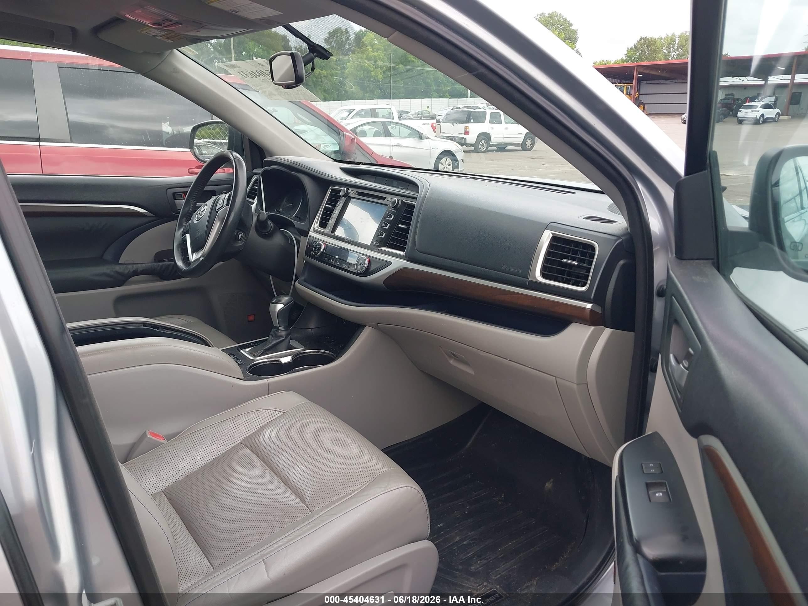 2015 Toyota Highlander Limited V6 Gray vin: 5TDYKRFH3FS038732