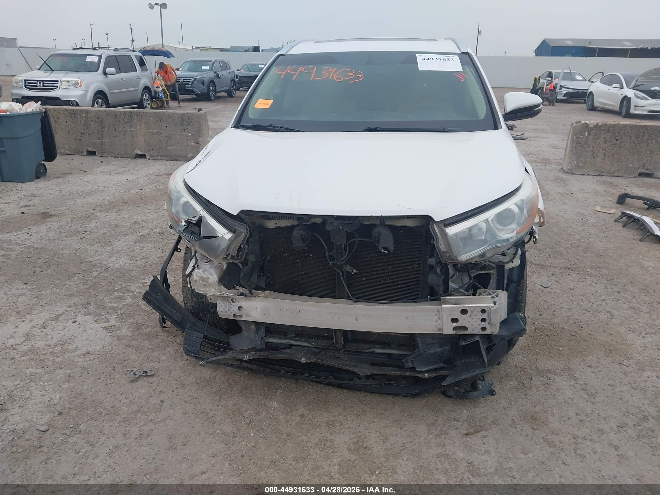 2015 Toyota Highlander Limited V6 Белый vin: 5TDYKRFH3FS062223