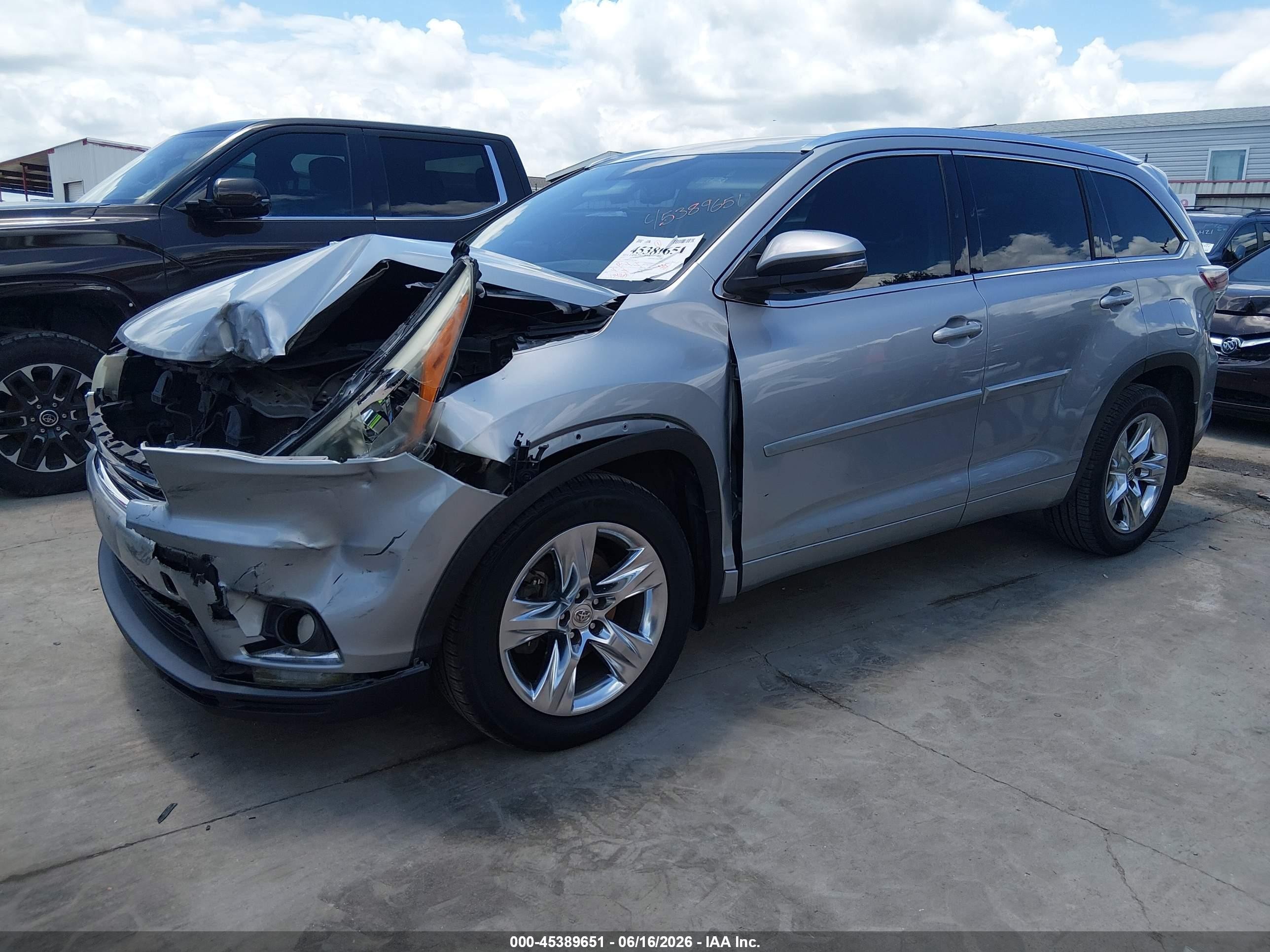 2015 Toyota Highlander Limited V6 Silver vin: 5TDYKRFH3FS067454