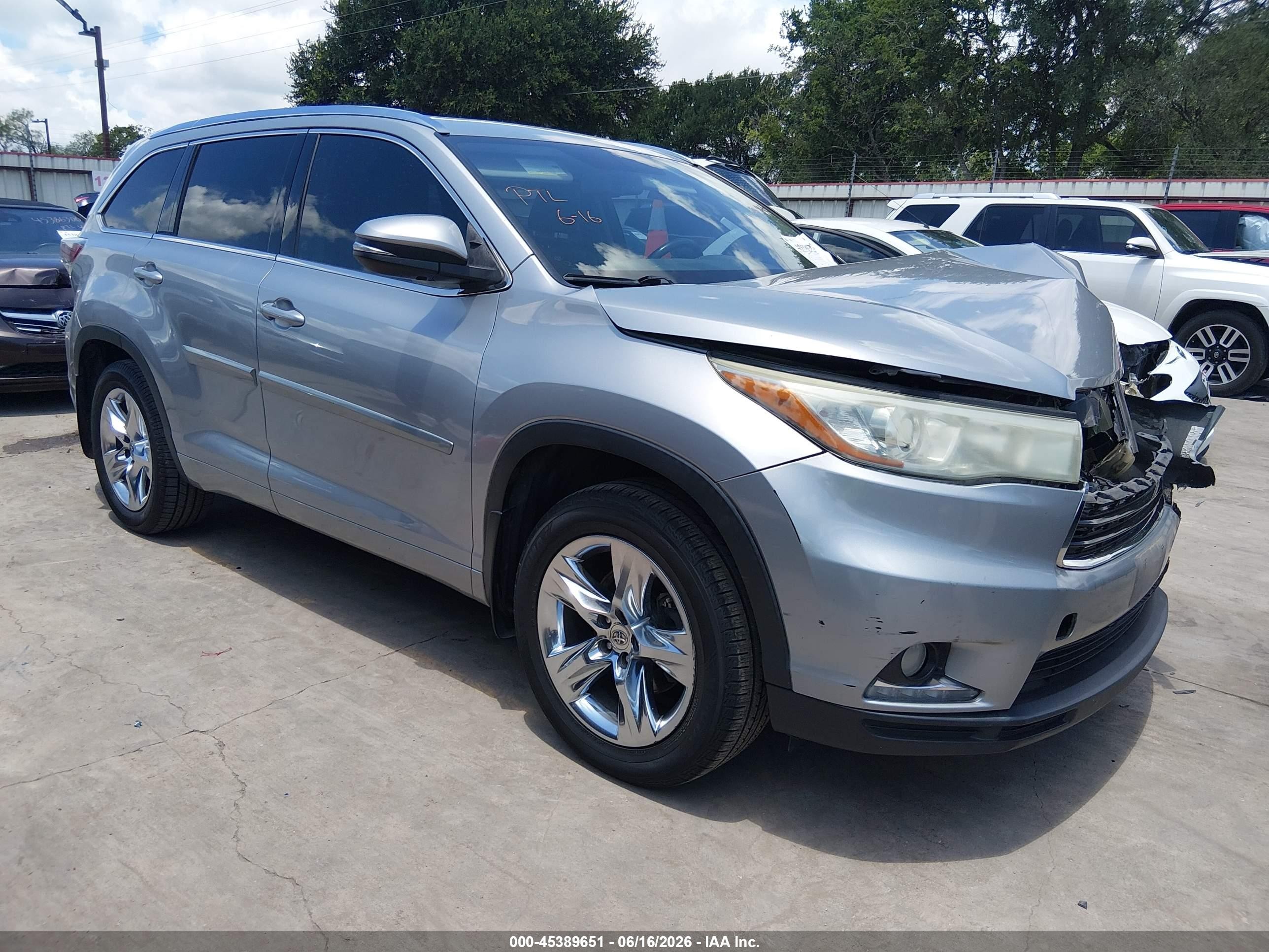 2015 Toyota Highlander Limited V6 Silver vin: 5TDYKRFH3FS067454