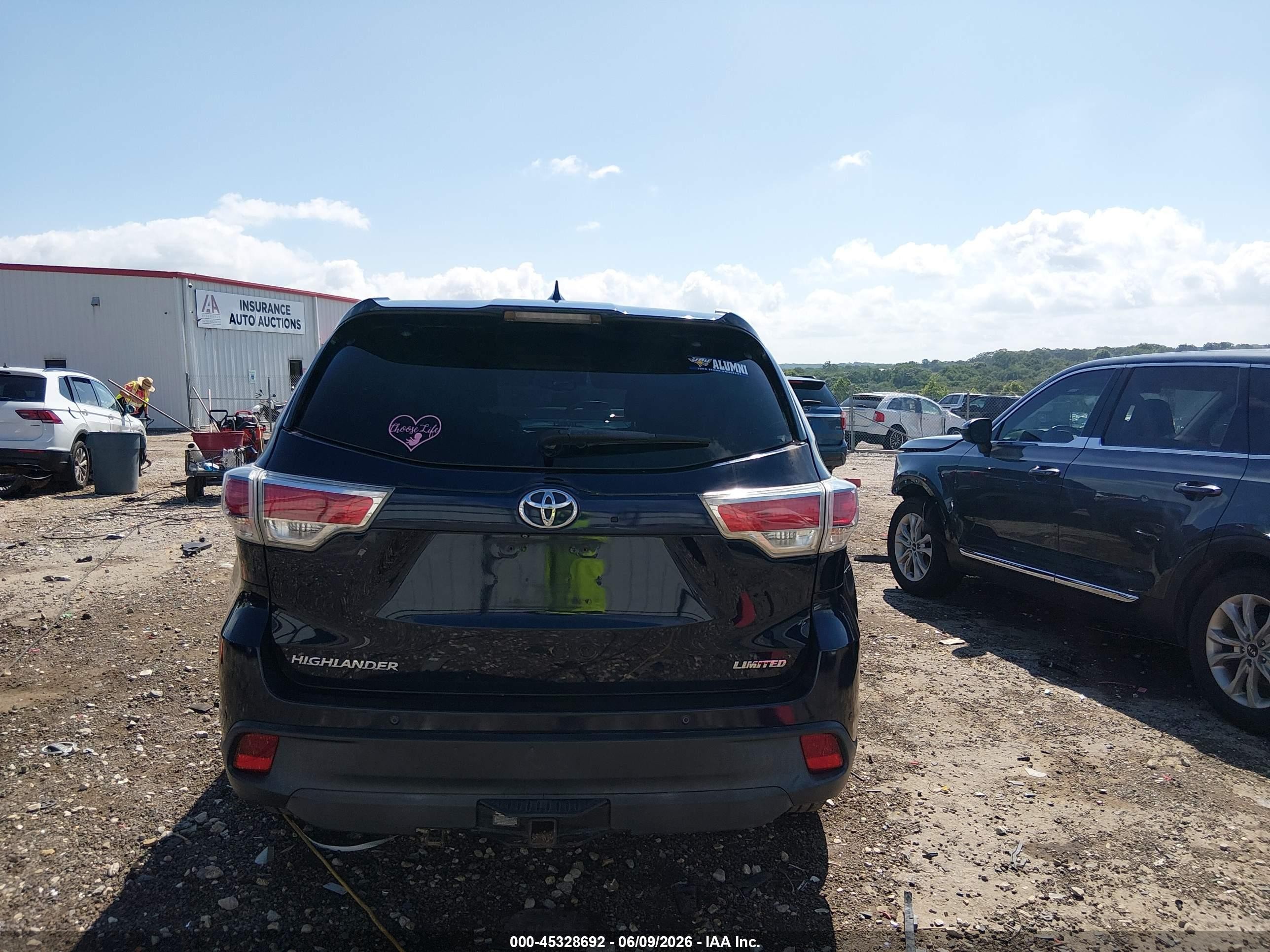 2015 Toyota Highlander Limited V6 Blue vin: 5TDYKRFH5FS040305