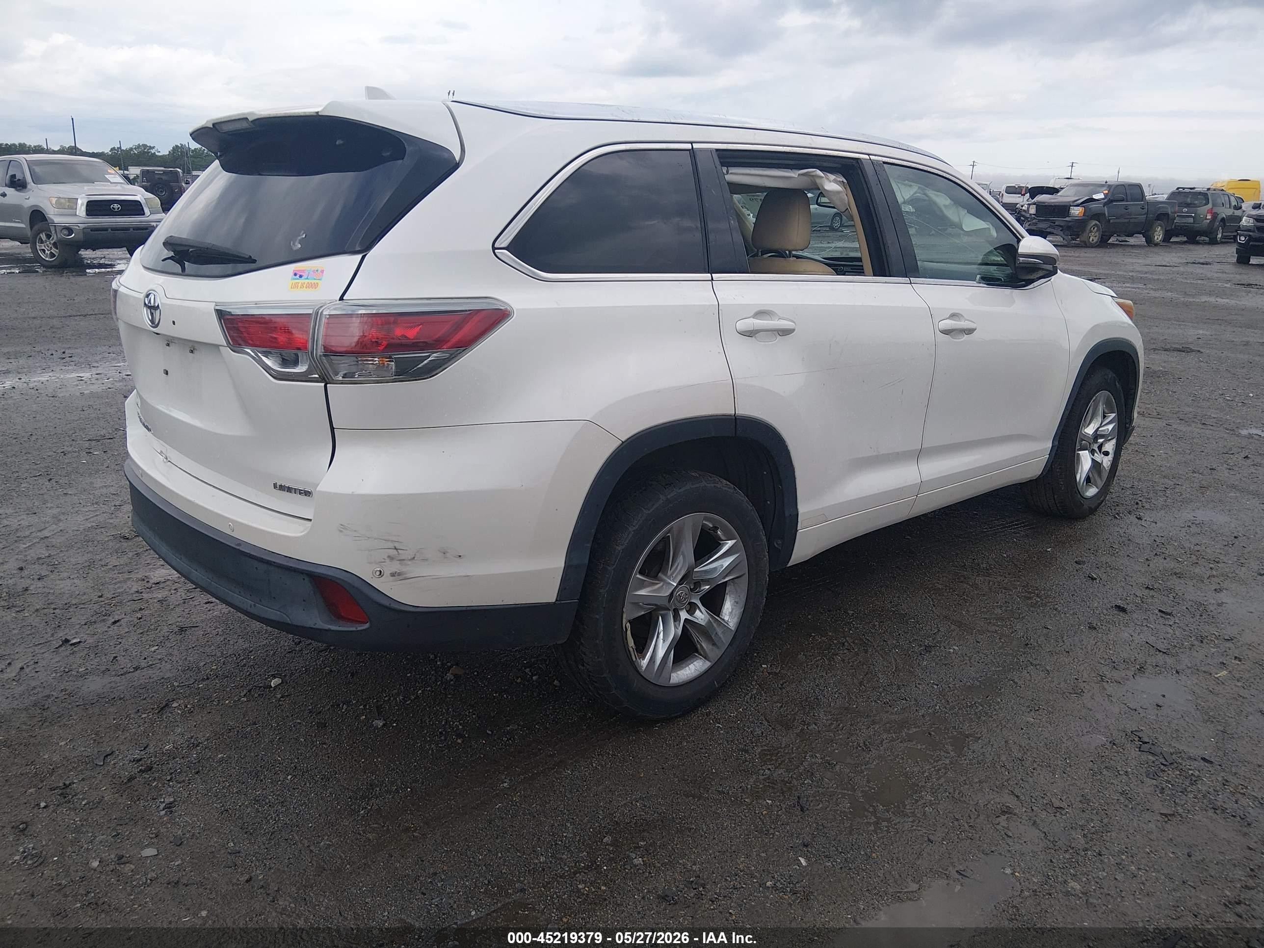2015 Toyota Highlander Limited V6 White vin: 5TDYKRFH5FS069710