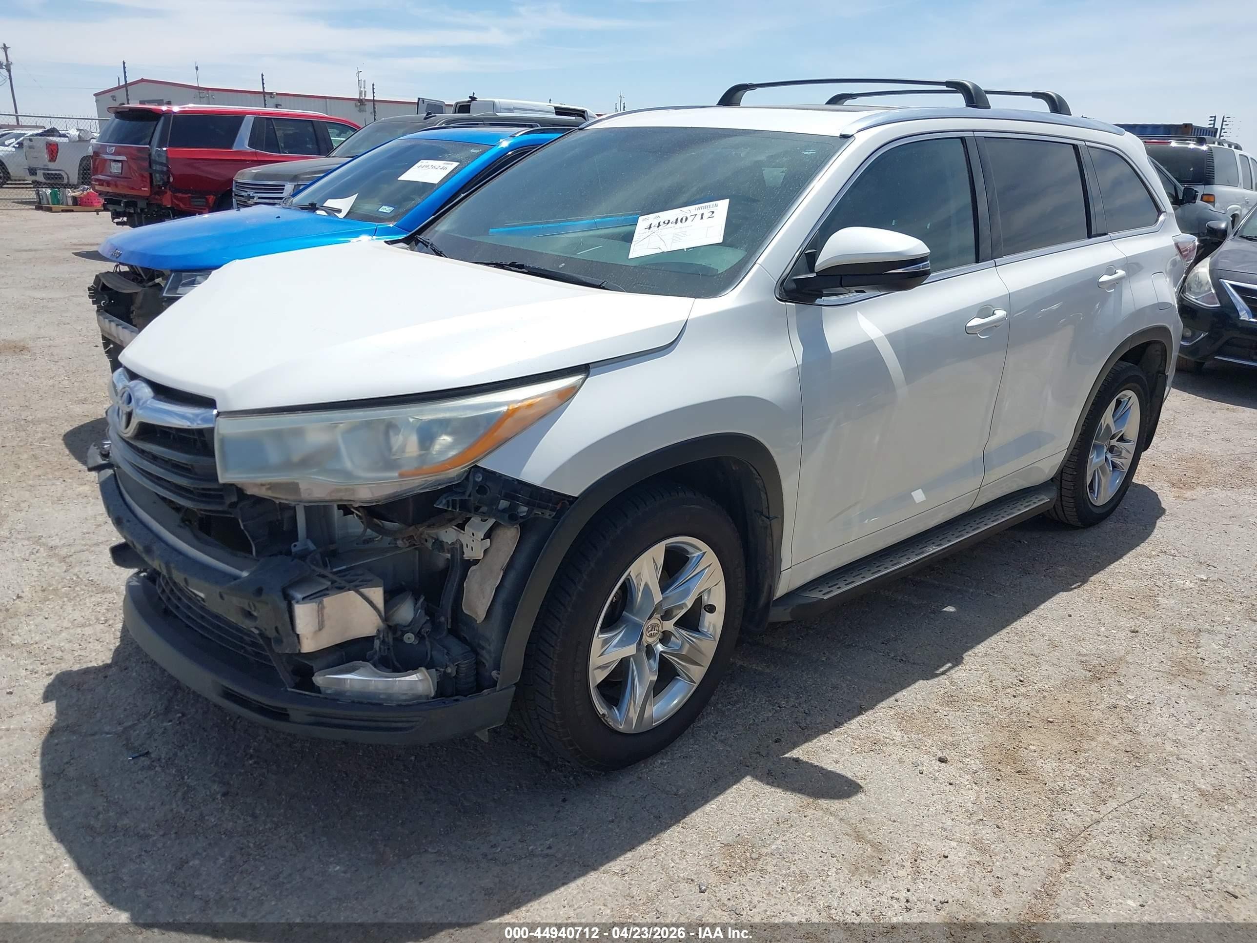 2015 Toyota Highlander Limited V6 White vin: 5TDYKRFH5FS077452