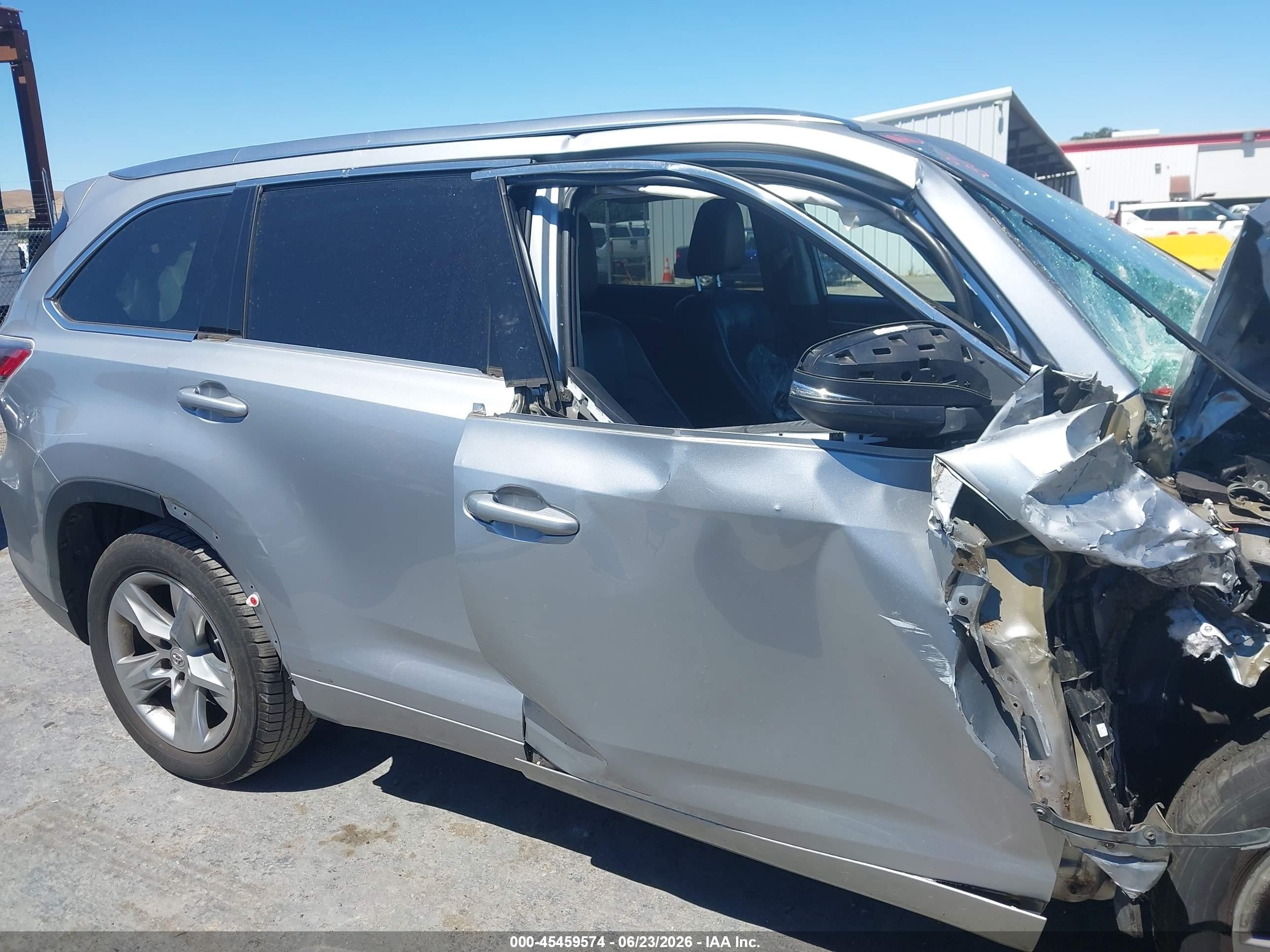 2015 Toyota Highlander Limited V6 Gray vin: 5TDYKRFH5FS119330