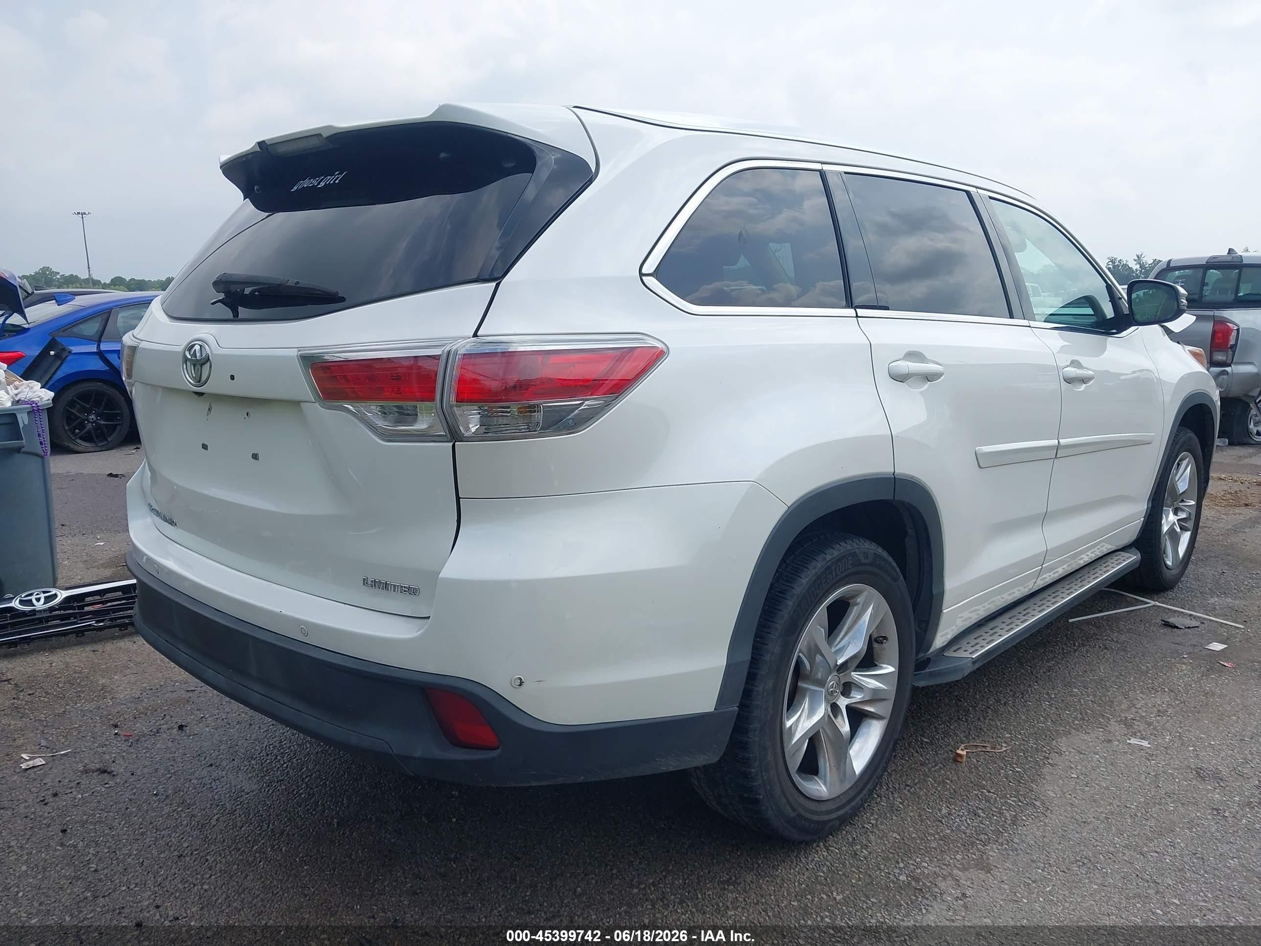 2014 Toyota Highlander Limited V6 White vin: 5TDYKRFH6ES010499