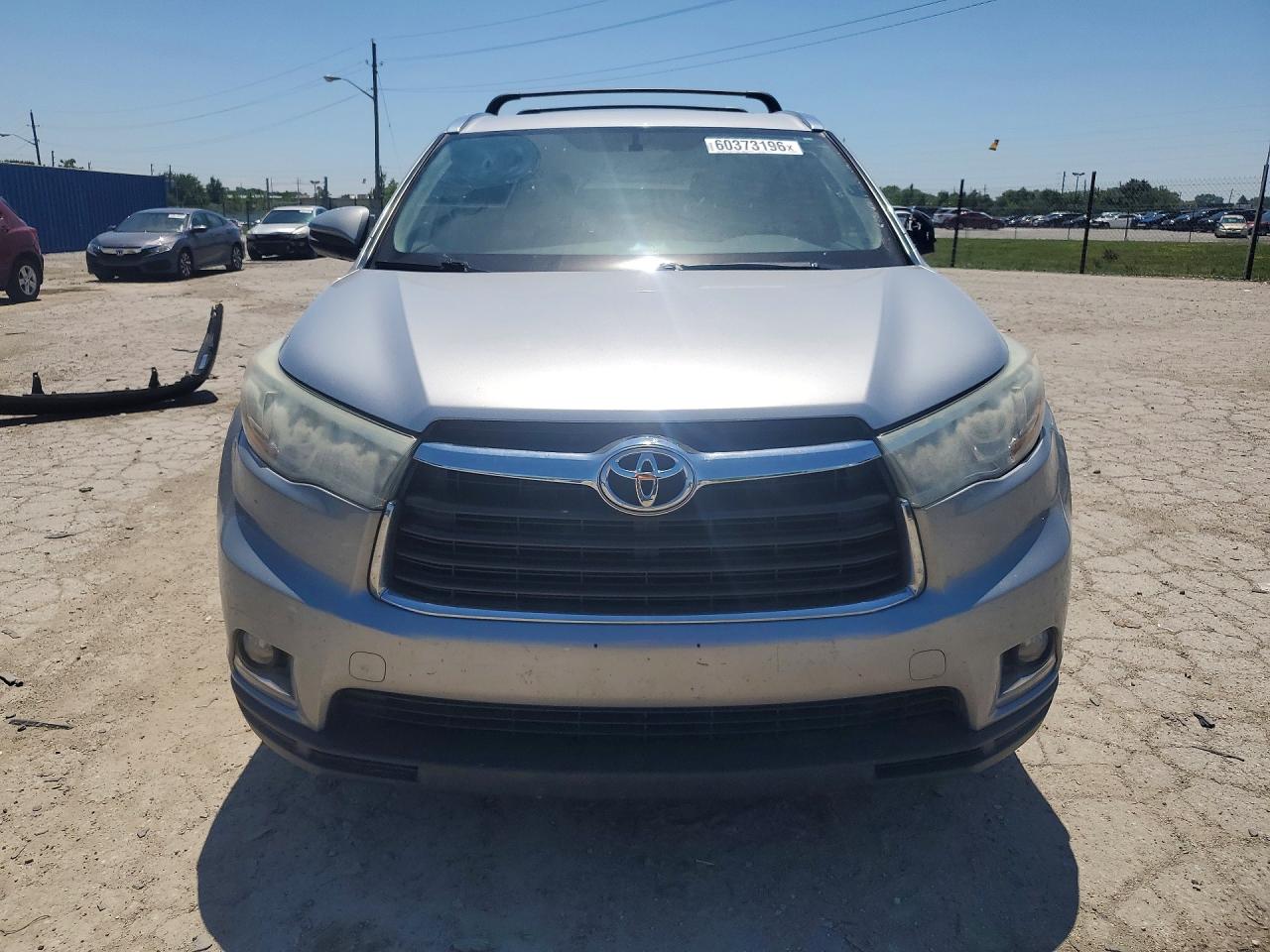2015 Toyota Highlander Limited Silver vin: 5TDYKRFH6FS058585