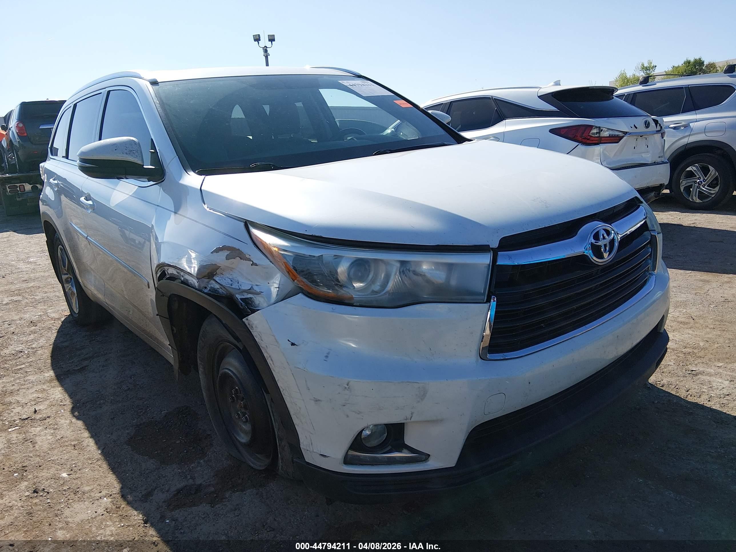 2015 Toyota Highlander Limited V6 White vin: 5TDYKRFH6FS088010