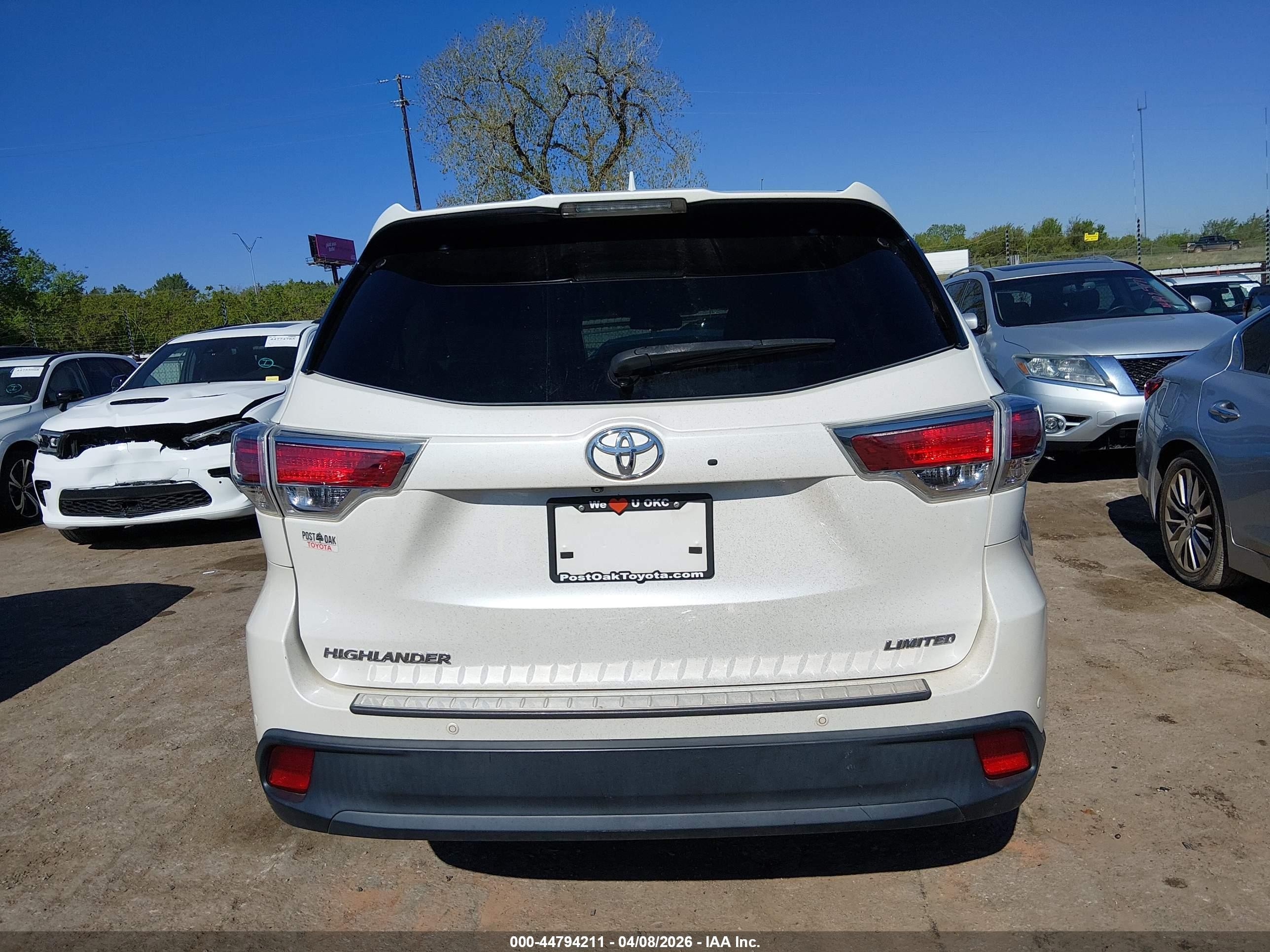 2015 Toyota Highlander Limited V6 White vin: 5TDYKRFH6FS088010