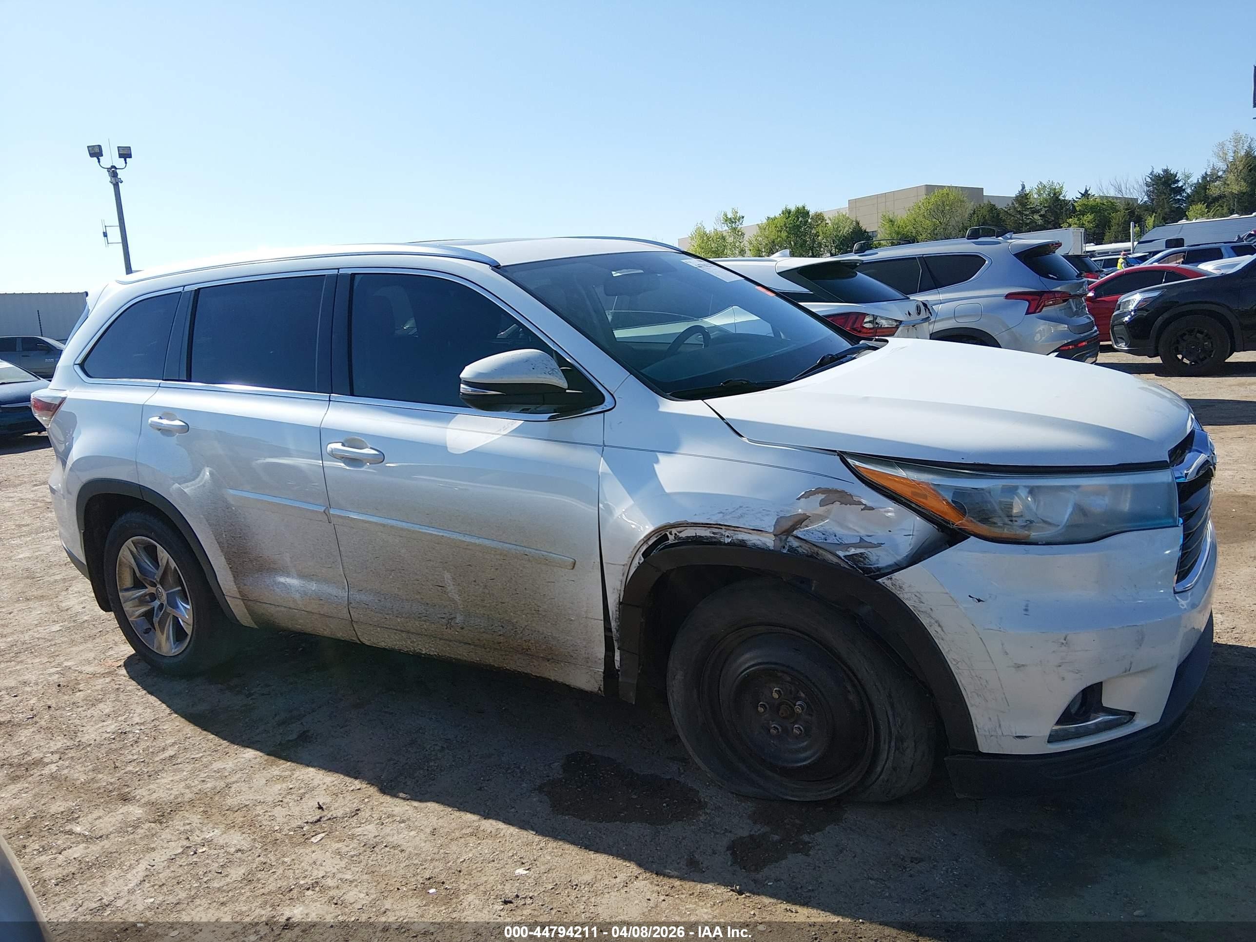 2015 Toyota Highlander Limited V6 White vin: 5TDYKRFH6FS088010