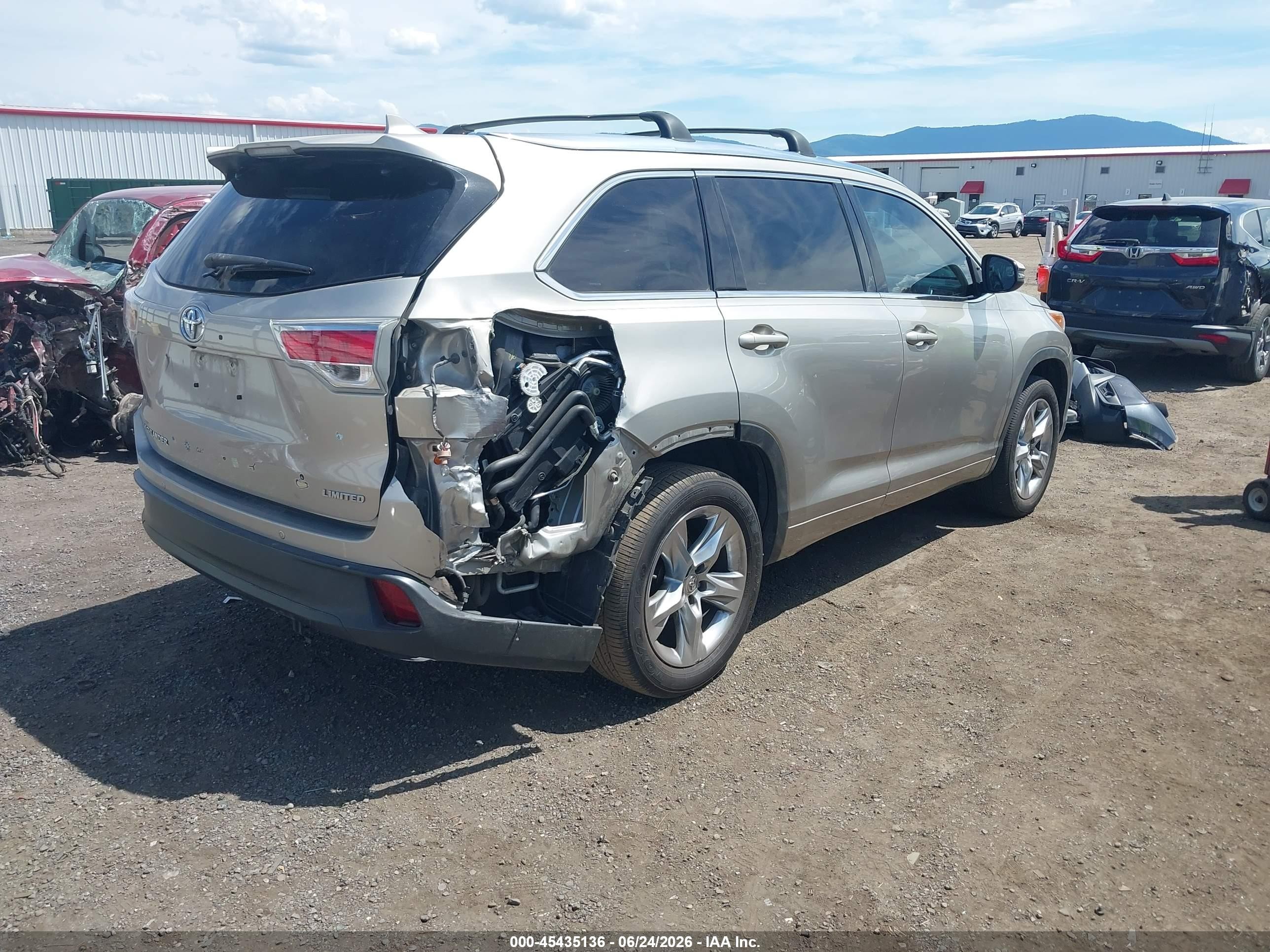 2015 Toyota Highlander Limited V6 Beige vin: 5TDYKRFH6FS116100