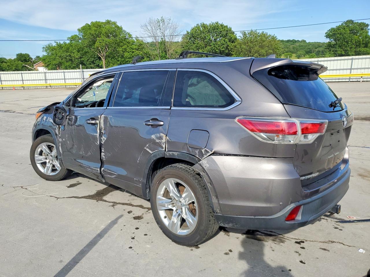 2014 Toyota Highlander Limited Platinum Gray vin: 5TDYKRFH7ES008096