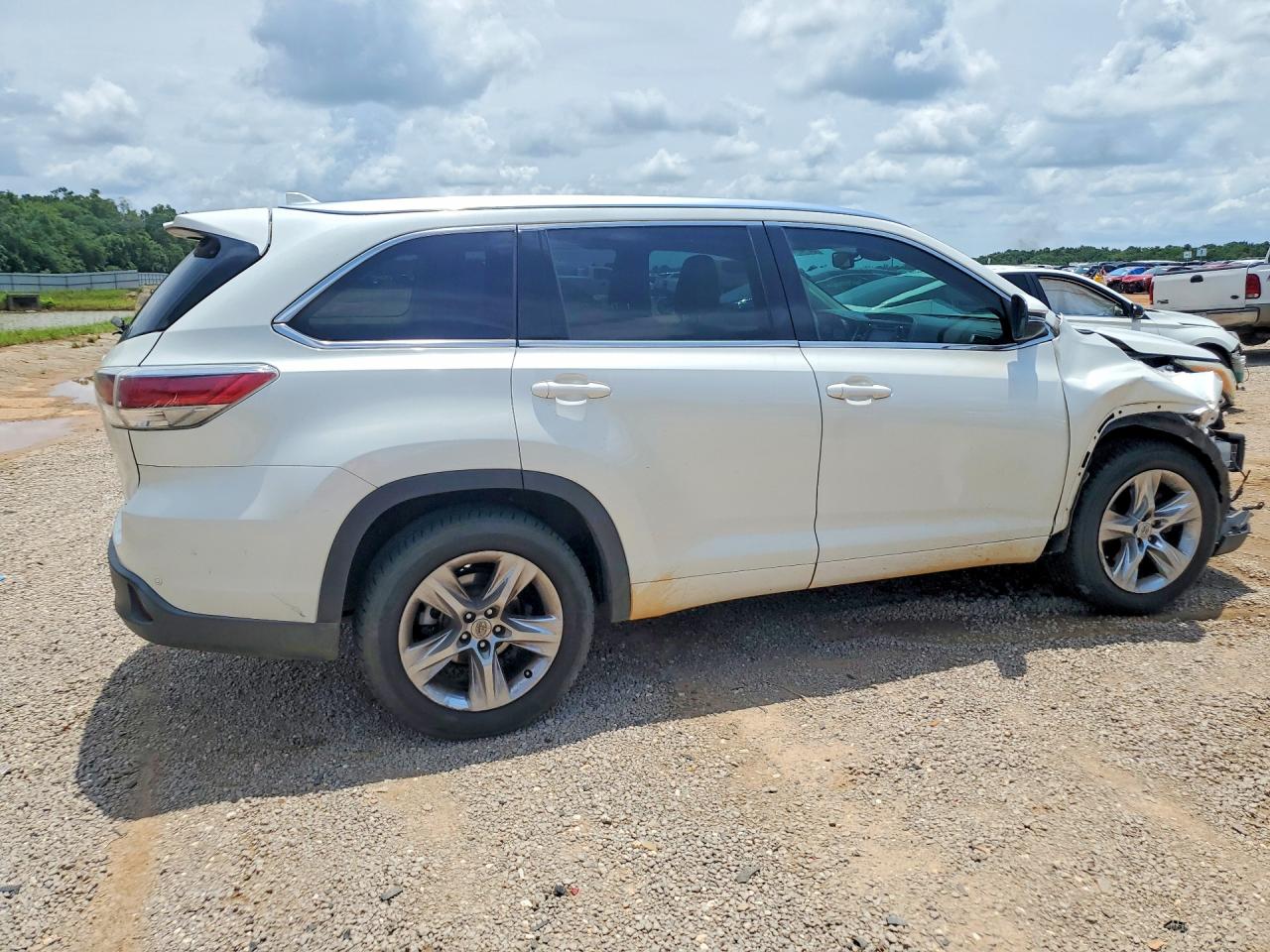 2015 Toyota Highlander Hybrid Xle White vin: 5TDYKRFH7FS046543