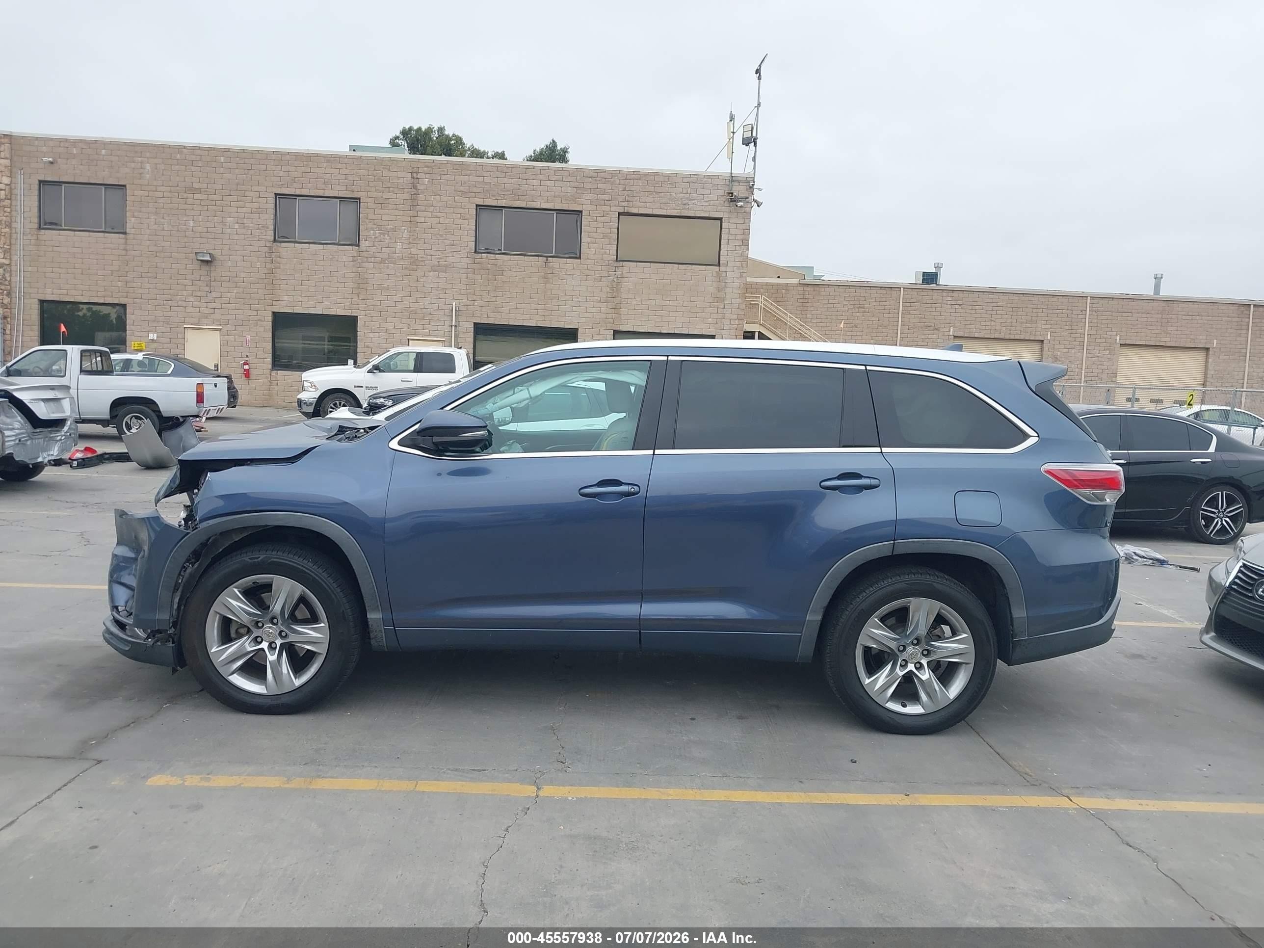 2014 Toyota Highlander Limited V6 Blue vin: 5TDYKRFH8ES011699