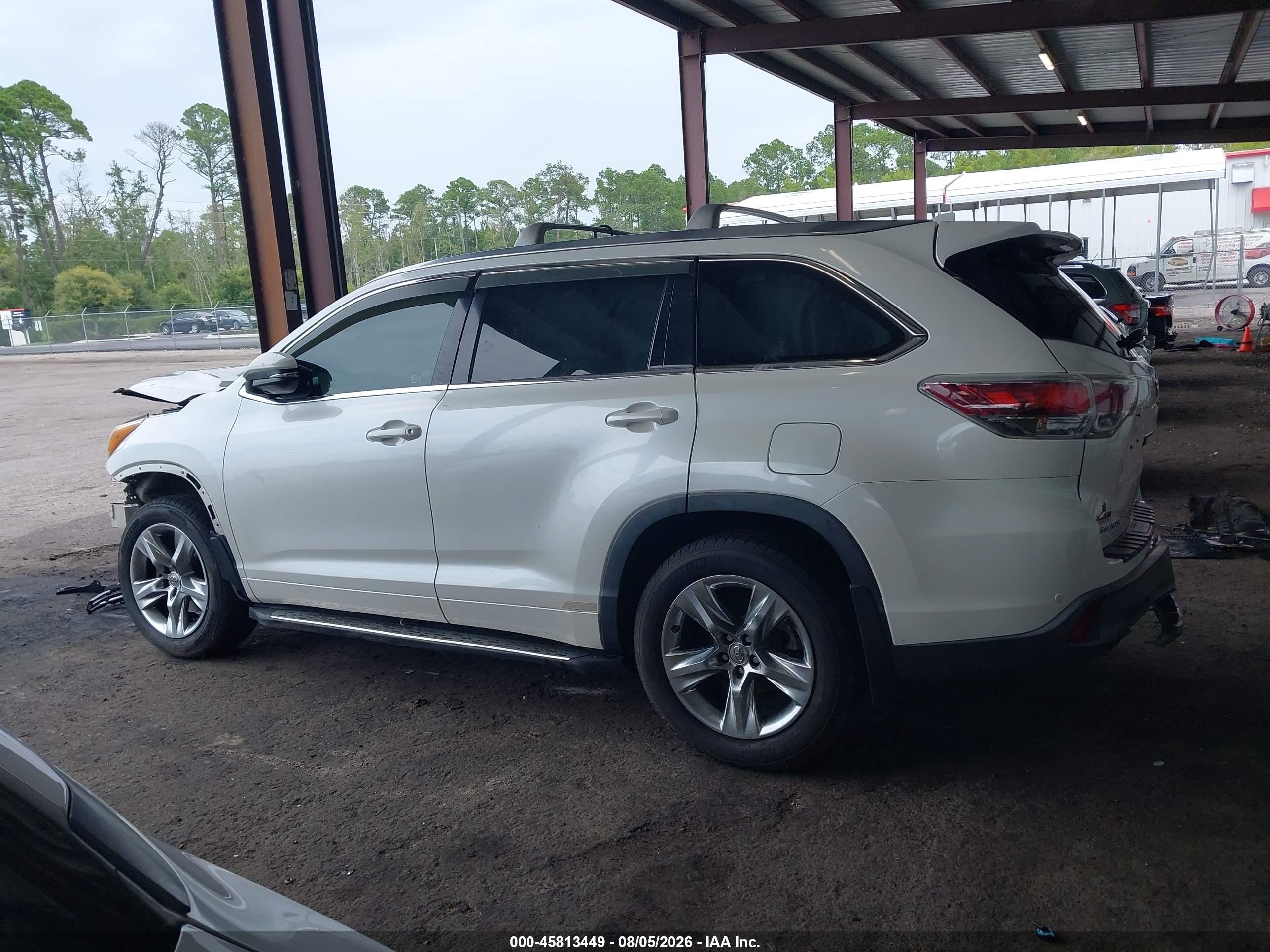 2014 Toyota Highlander Limited Platinum V6 White vin: 5TDYKRFH8ES012853