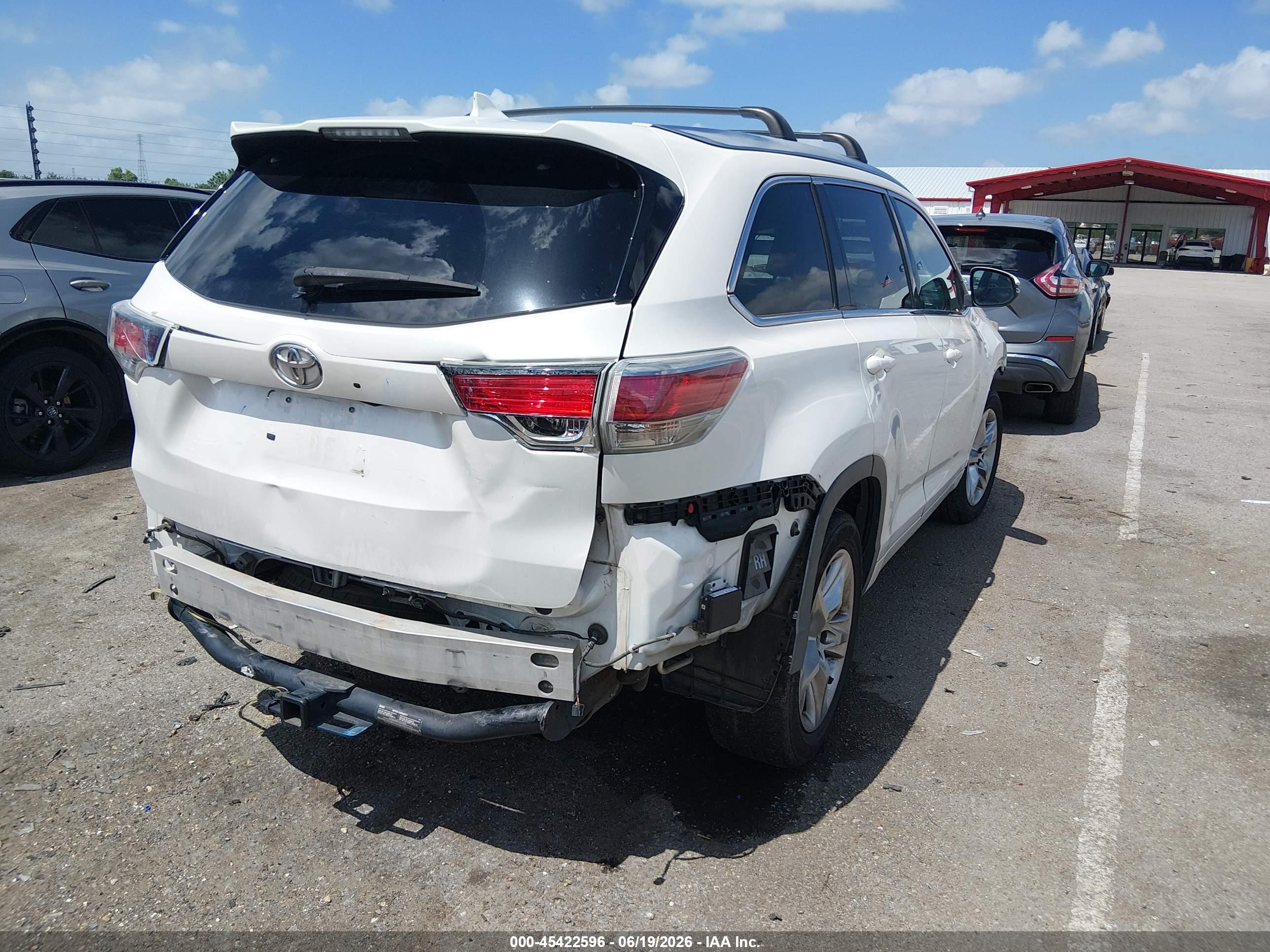 2015 Toyota Highlander Limited V6 White vin: 5TDYKRFH8FS080491