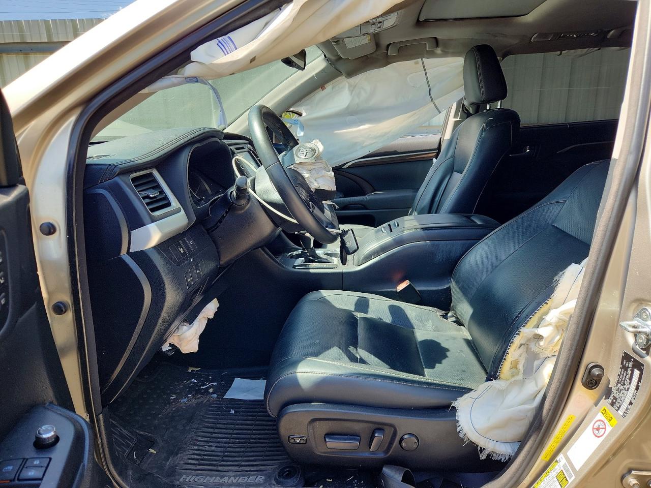 2015 Toyota Highlander Limited Silver vin: 5TDYKRFH8FS086002