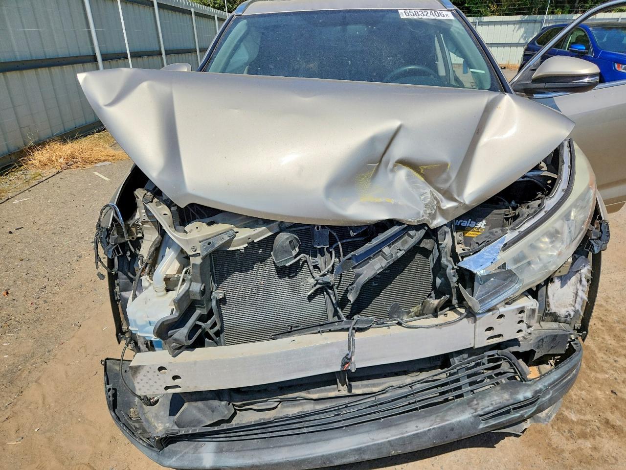 2015 Toyota Highlander Limited Silver vin: 5TDYKRFH8FS086002