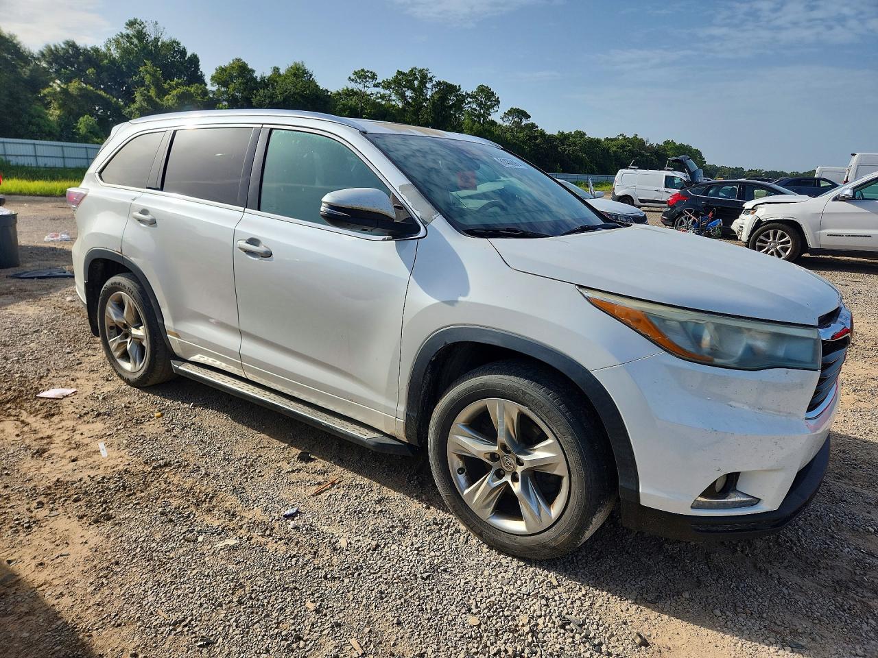 2015 Toyota Highlander Limited Platinum White vin: 5TDYKRFH8FS091281
