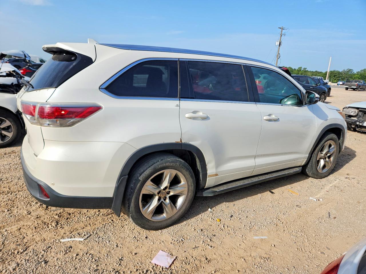 2015 Toyota Highlander Limited Platinum White vin: 5TDYKRFH8FS091281